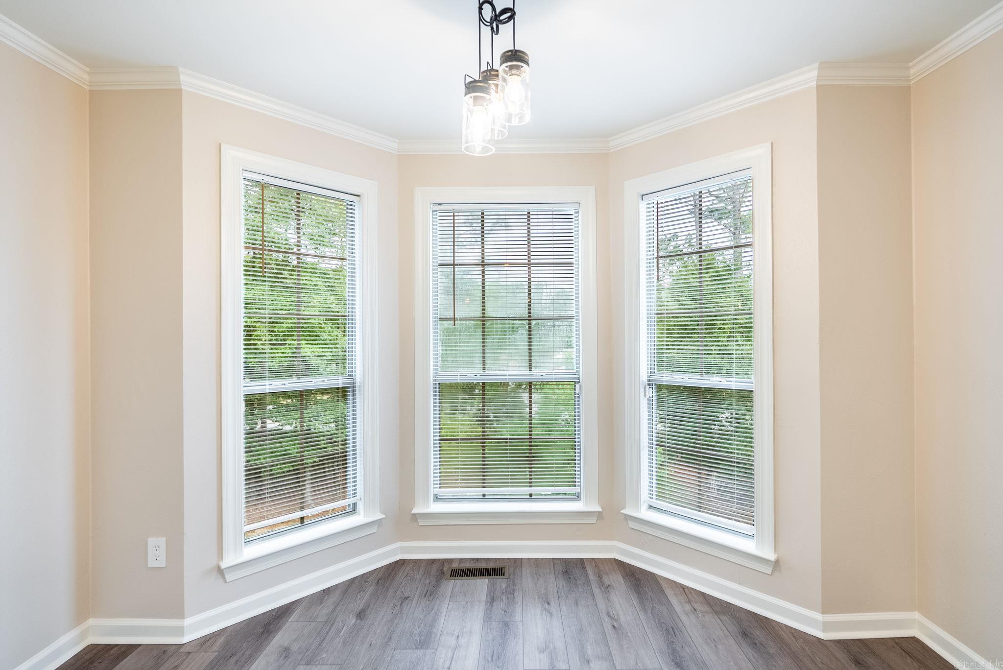 106 Charleston Lane Little Rock, AR 72223