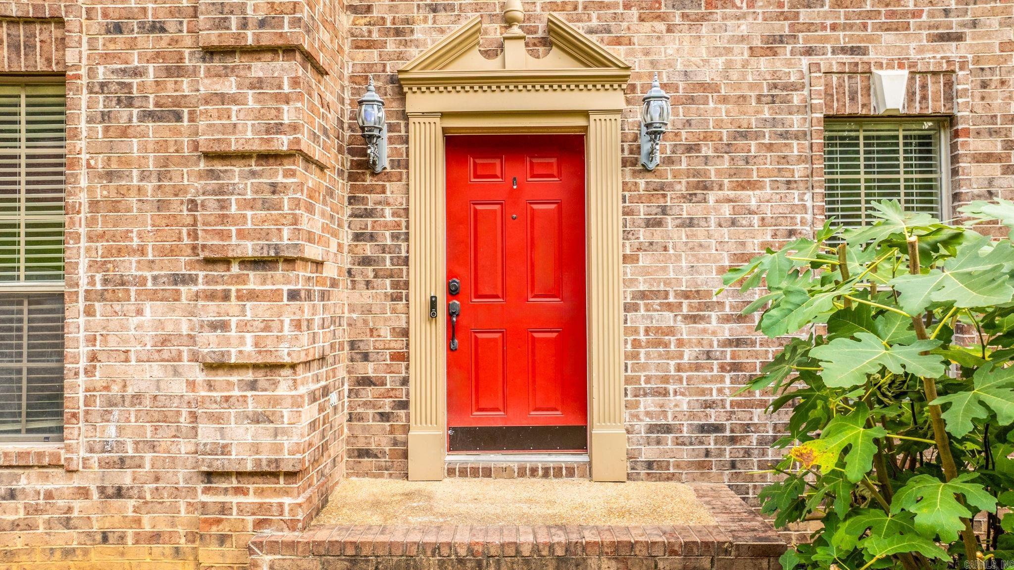 106 Charleston Lane Little Rock, AR 72223