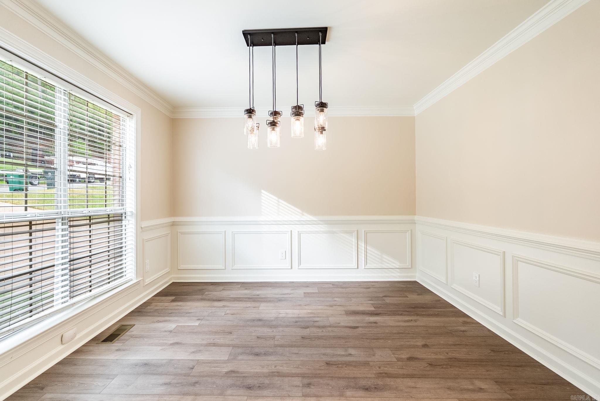 106 Charleston Lane Little Rock, AR 72223