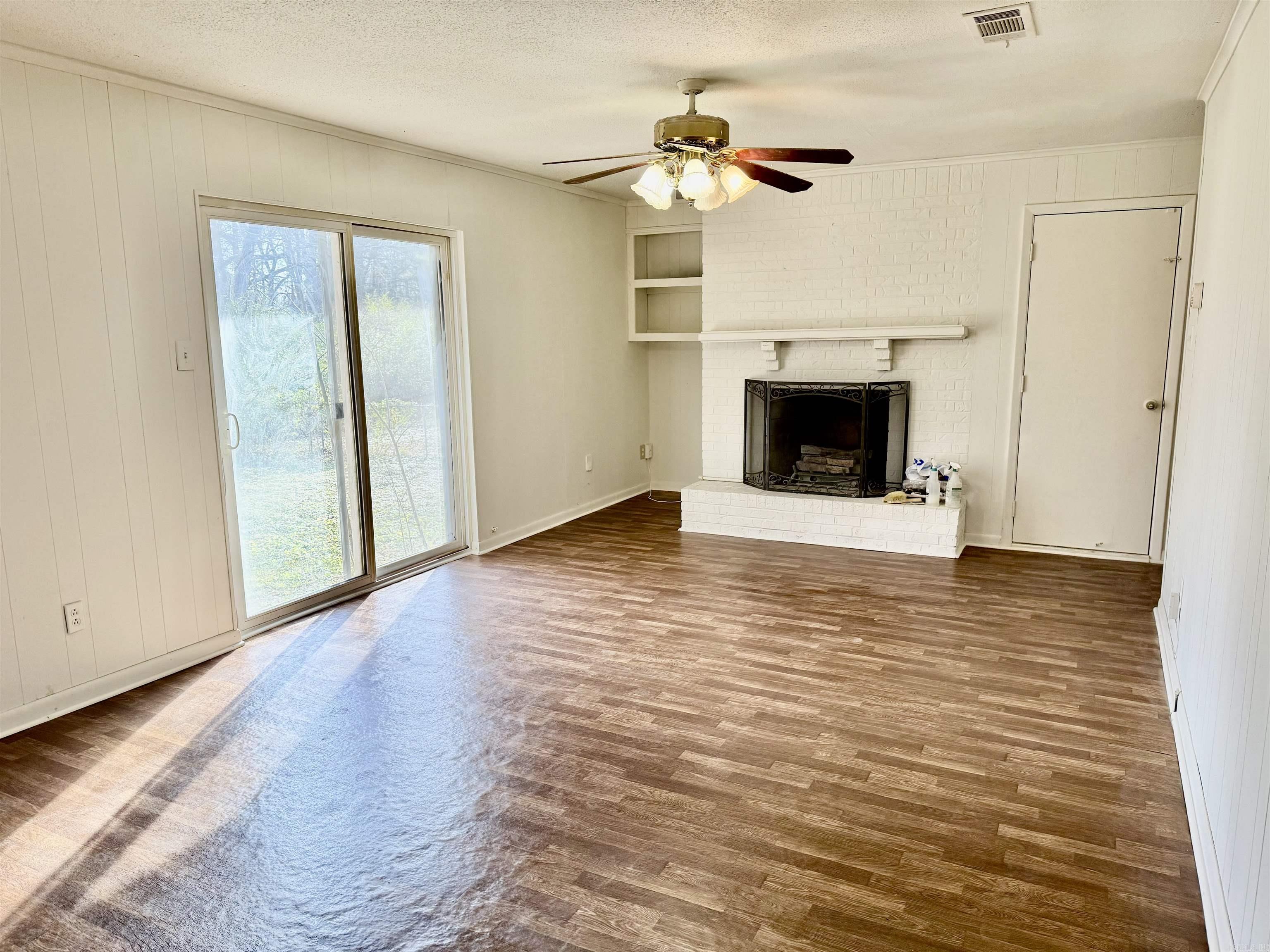 5 Swallow  Sherwood, AR