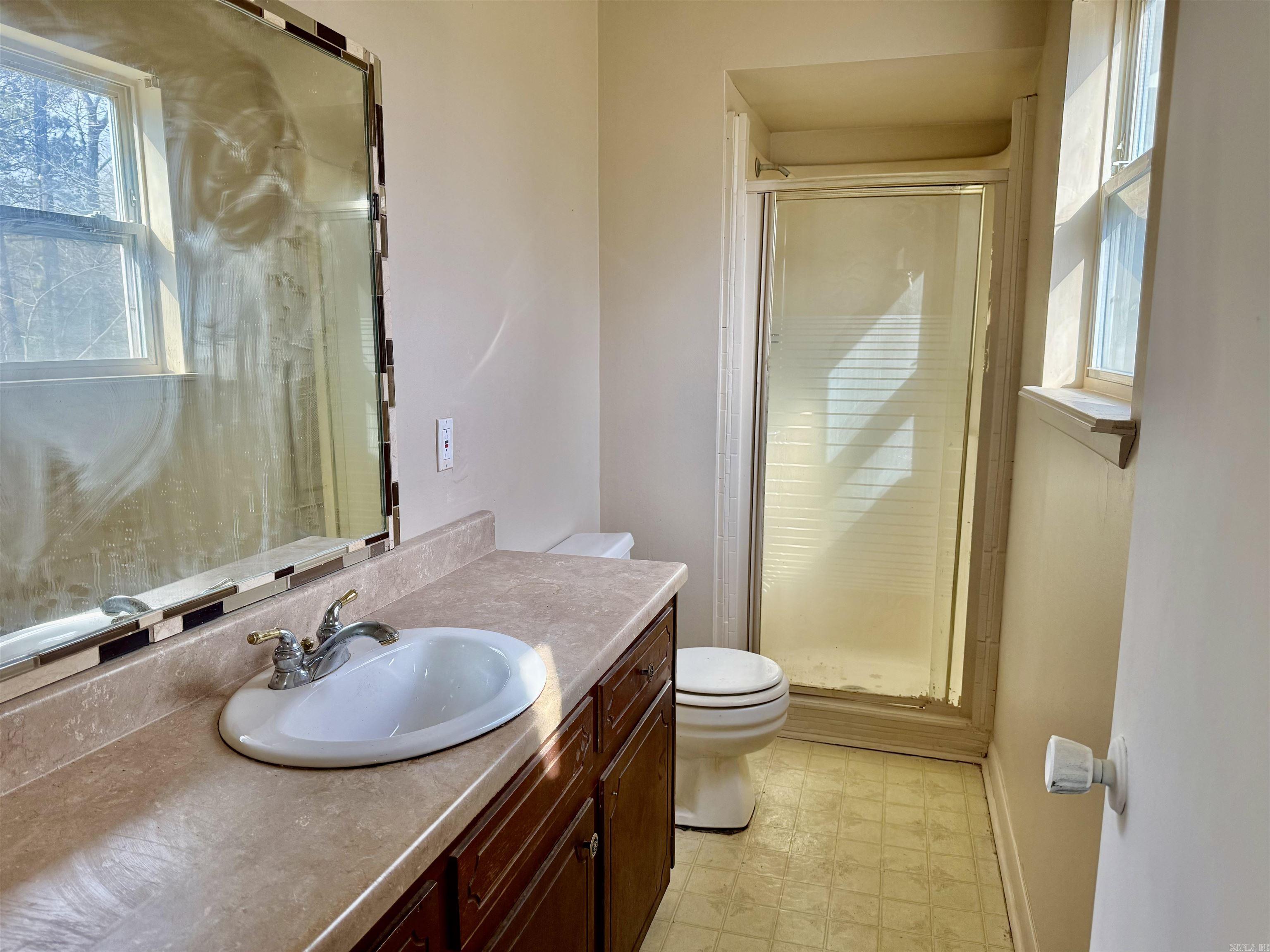 5 Swallow  Sherwood, AR