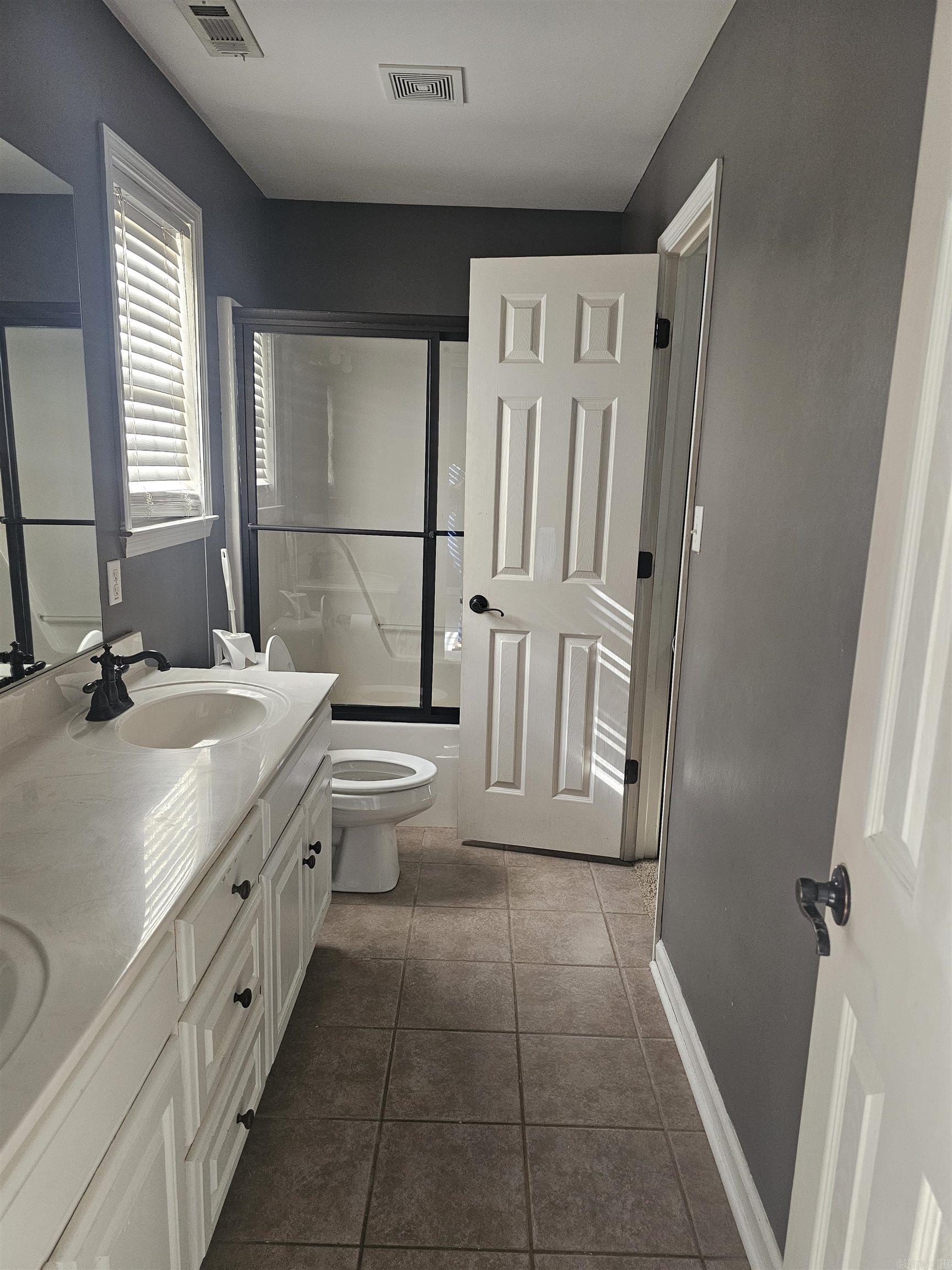 3609 Westshore Drive Sherwood, AR 72120