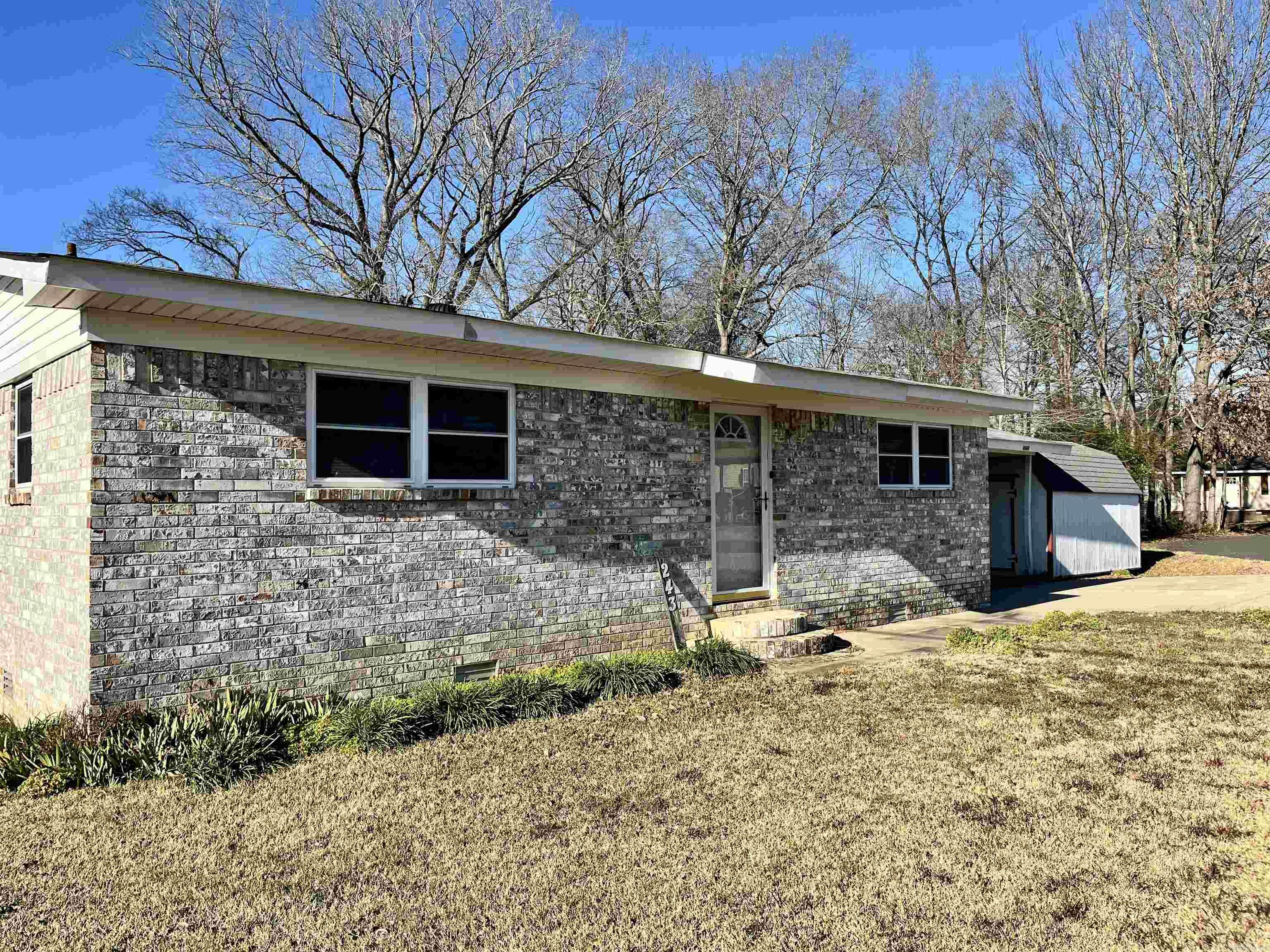 243  Elmwood  Hot Springs, AR