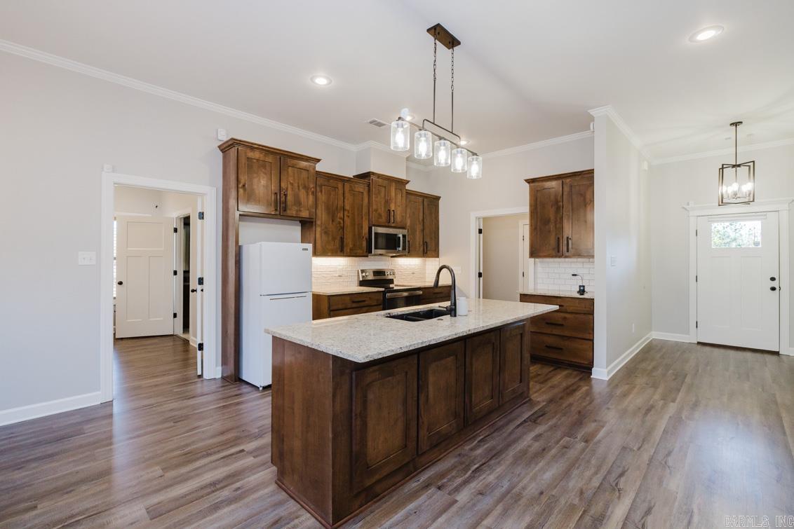 454 Mackenzie Sheridan, AR 72150