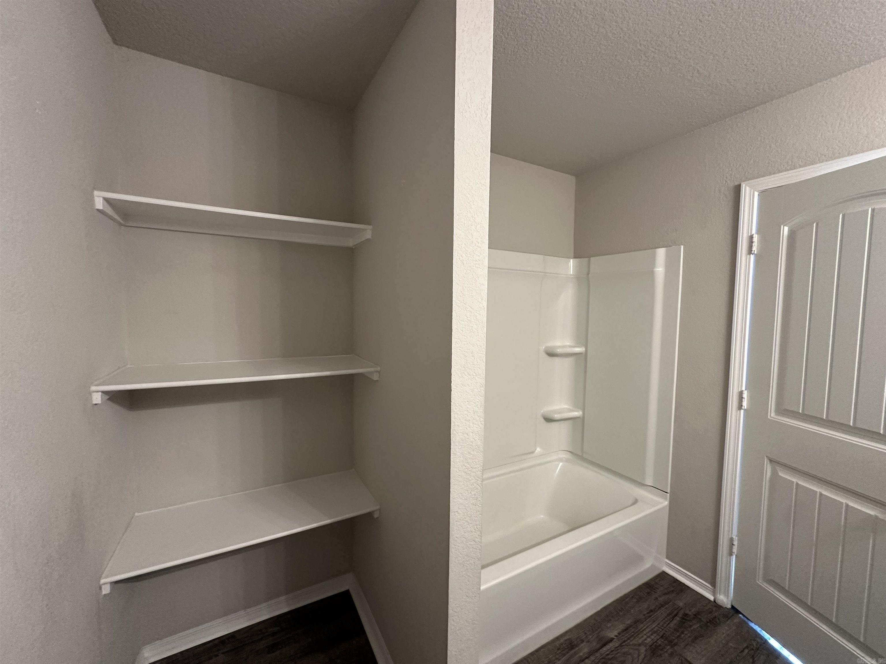 5096 Red Fox Trl  Bauxite, AR