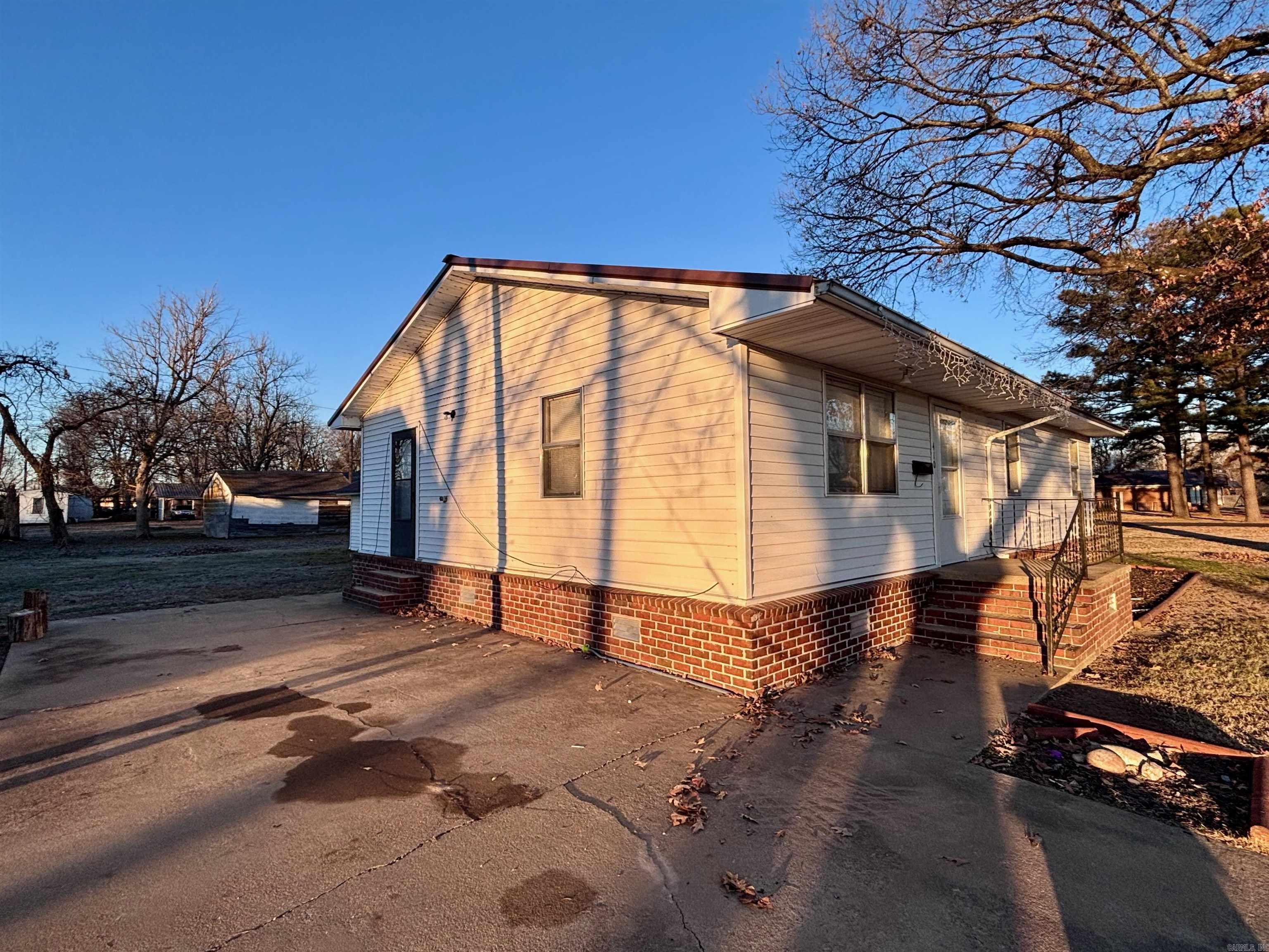 410 E Elm St  Walnut Ridge, AR