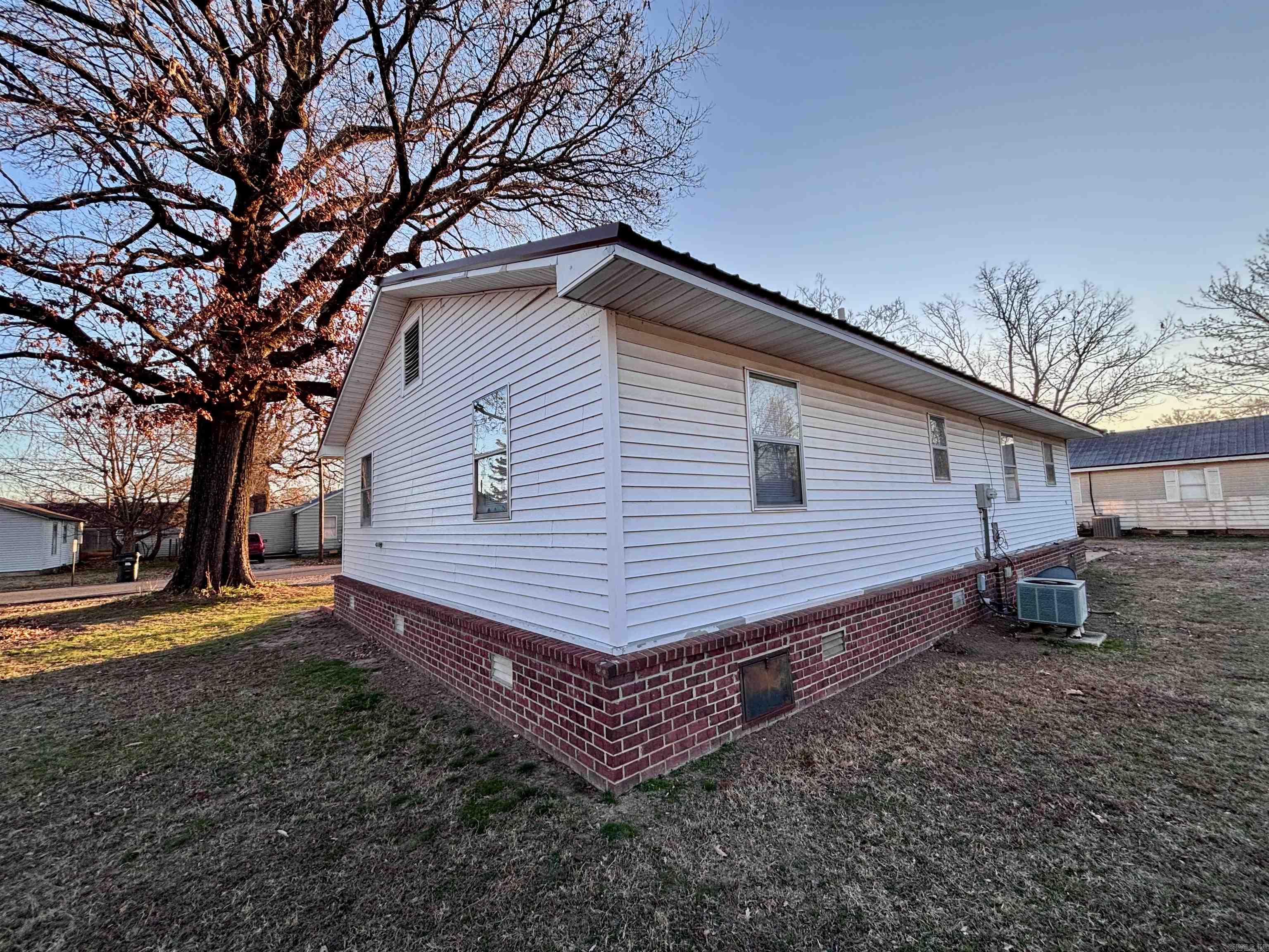 410 E Elm St  Walnut Ridge, AR