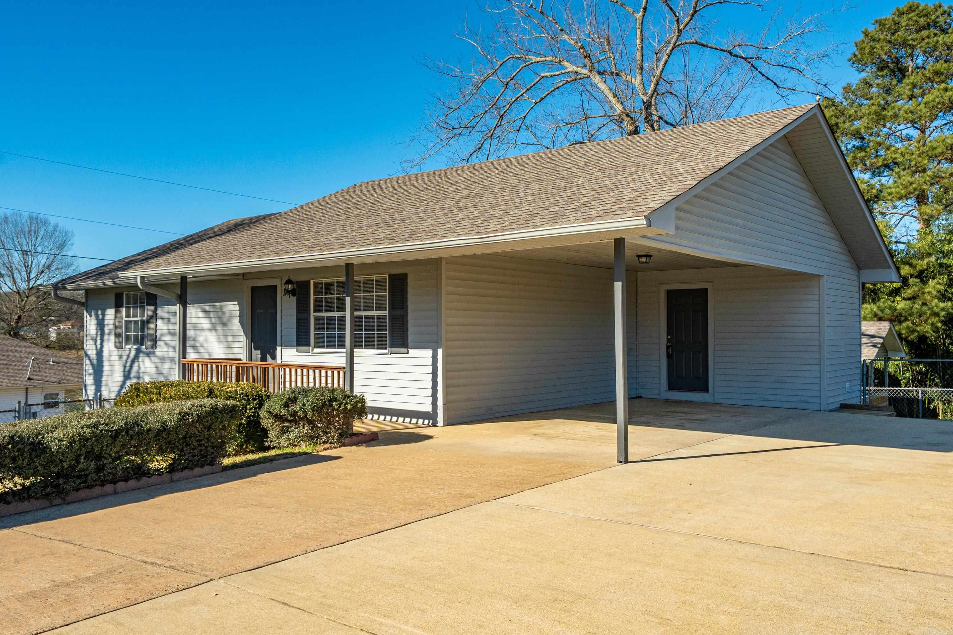 114 Fleetwood Drive