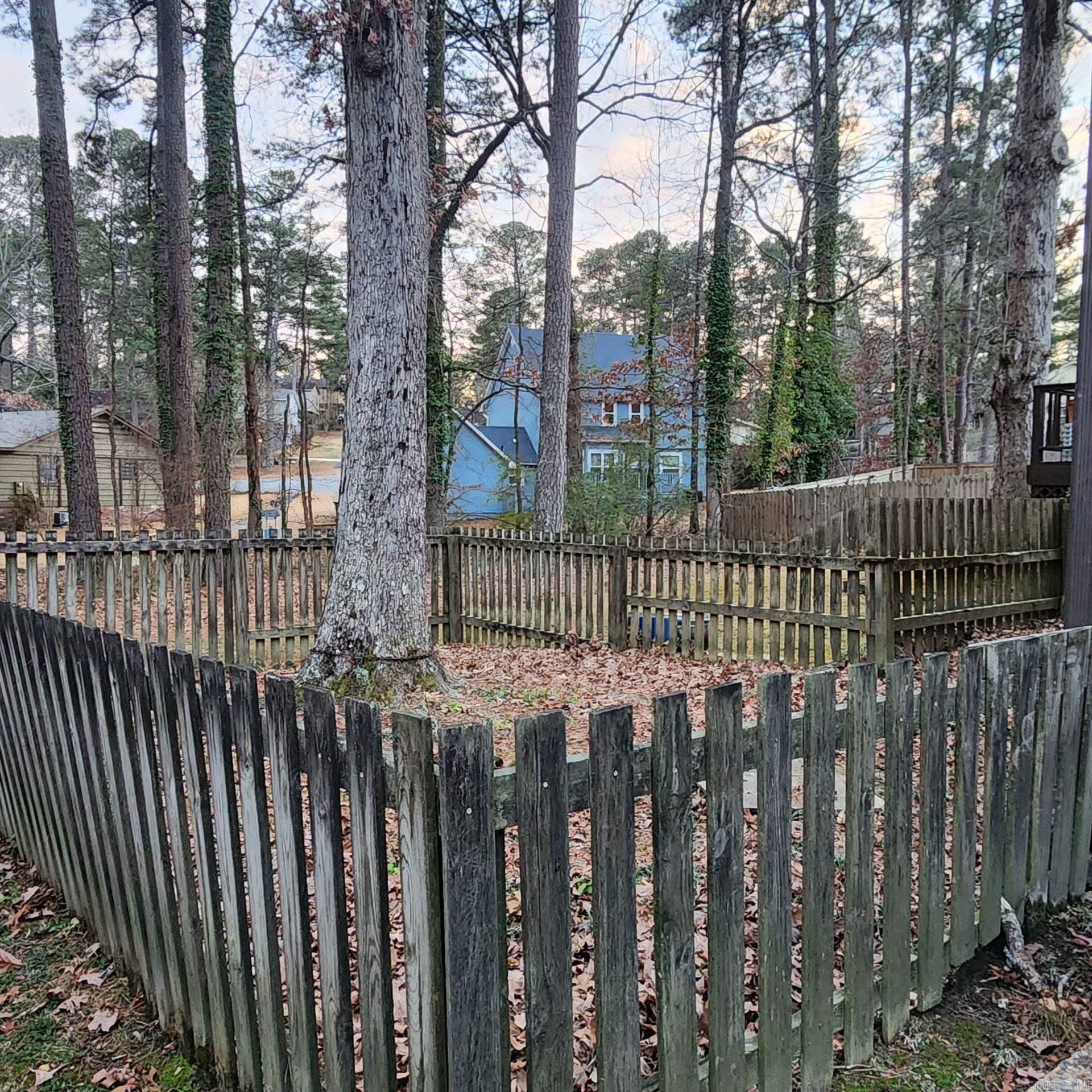 12007 Lemoncrest Lane Little Rock, AR 72210