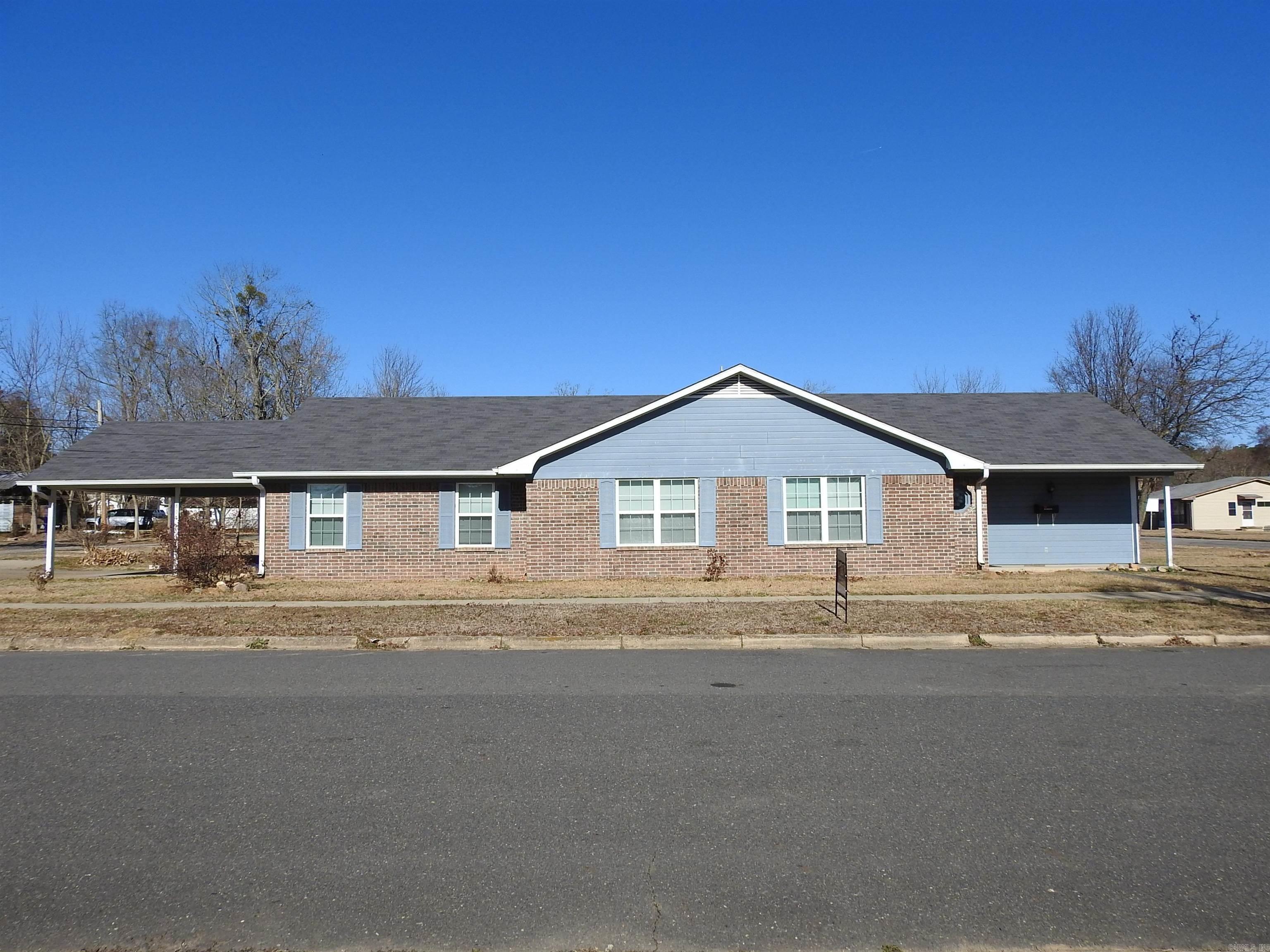 801 Hickory  Mena, AR