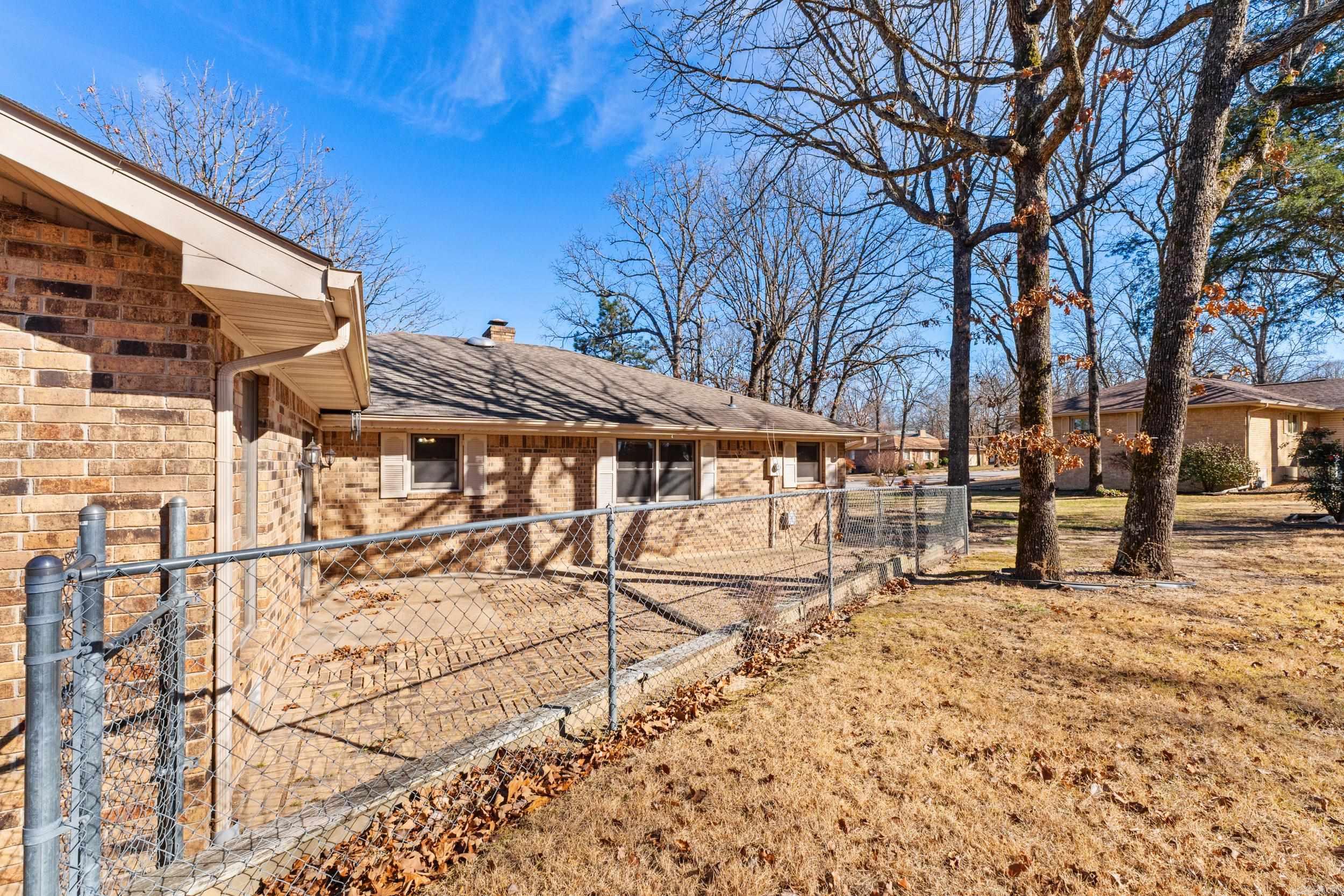 1710 Ashbriar Drive  Mountain Home, AR