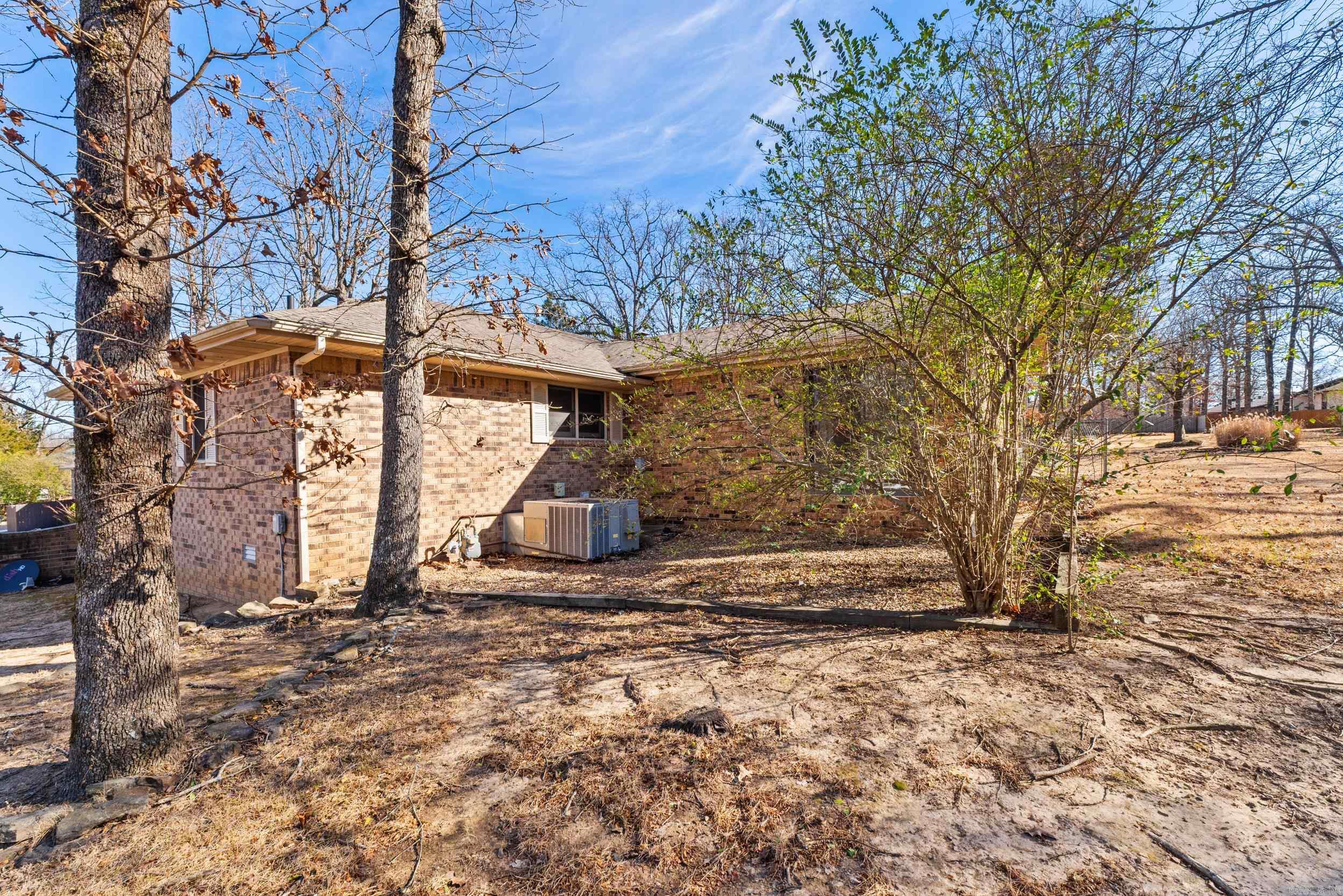 1710 Ashbriar Drive  Mountain Home, AR