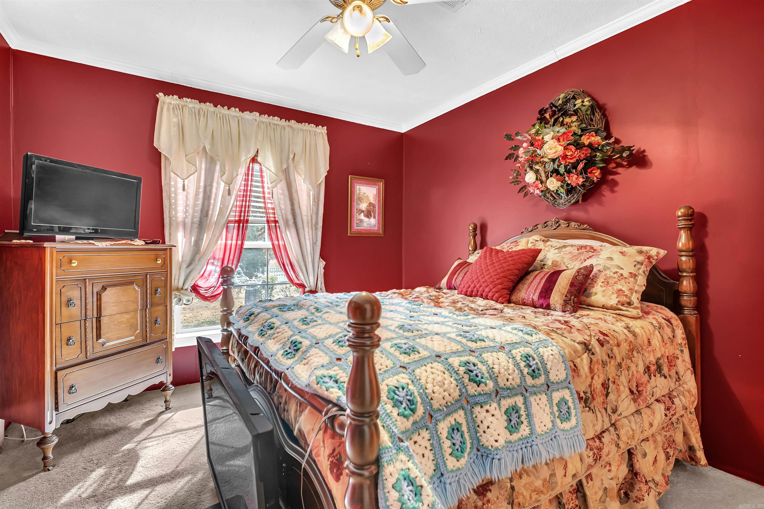 3152 W Hwy 9  Clinton, AR