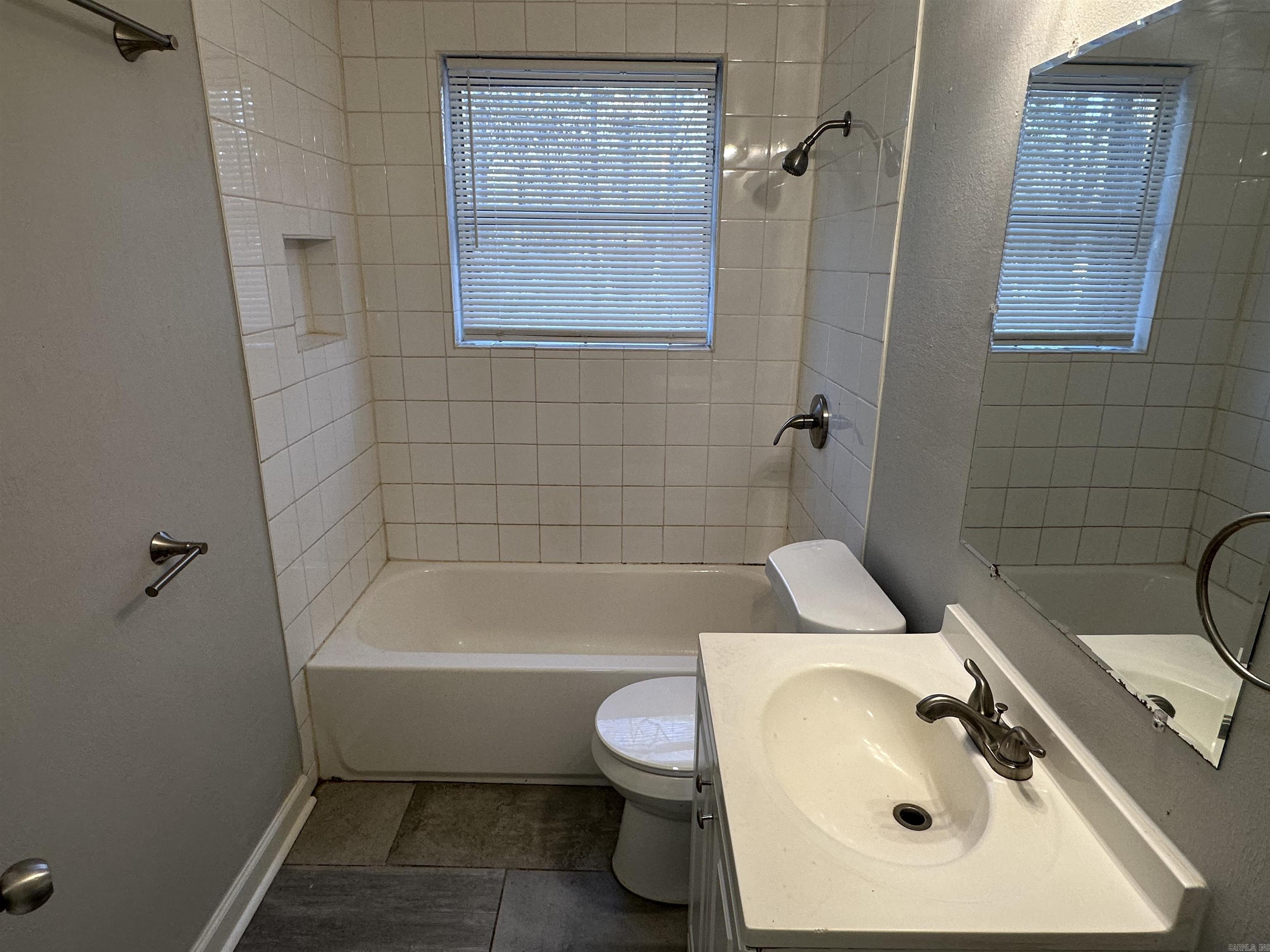 6 Inlet  Little Rock, AR