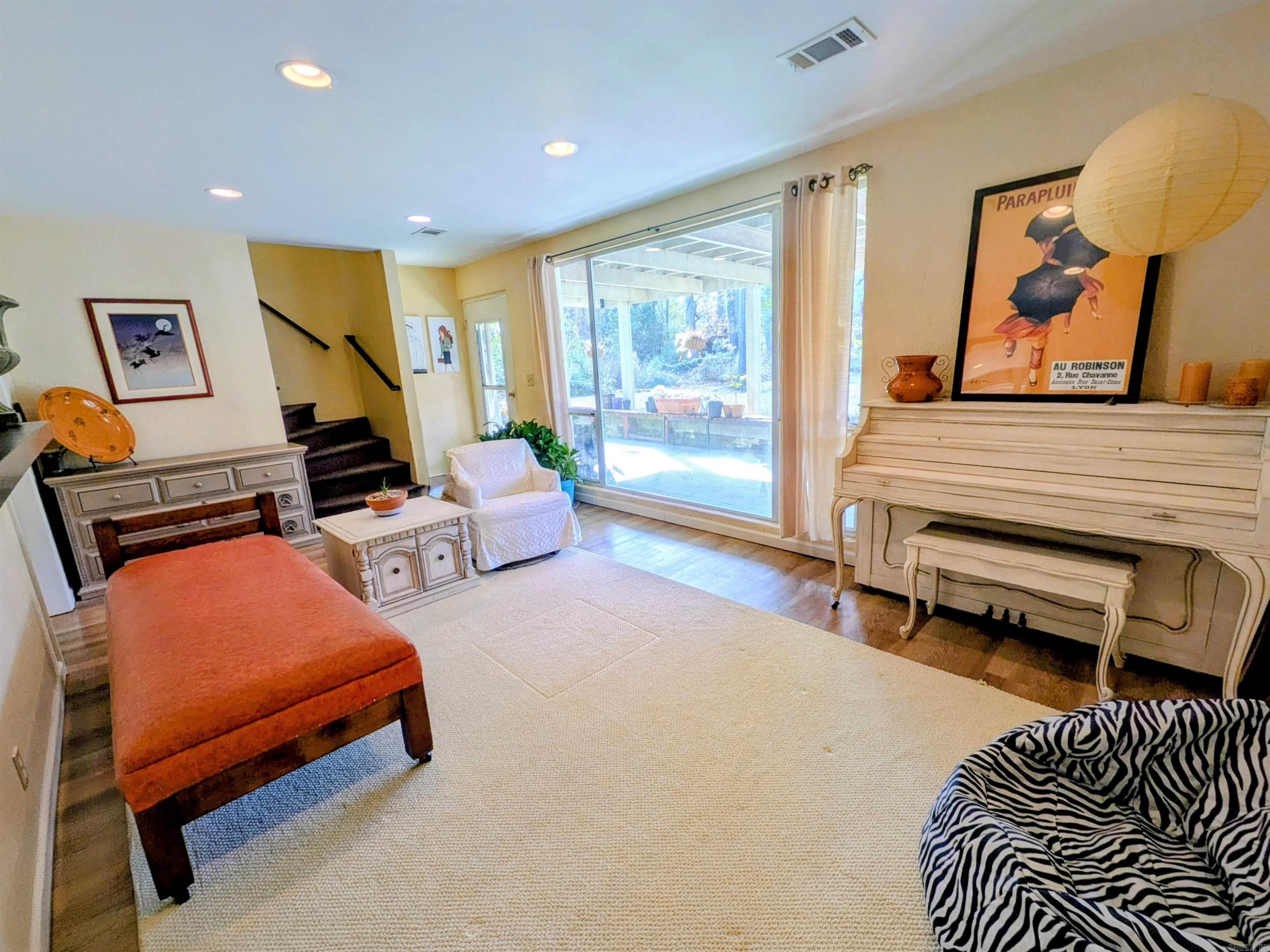 446 Sharp Ave. Camden, AR 71701