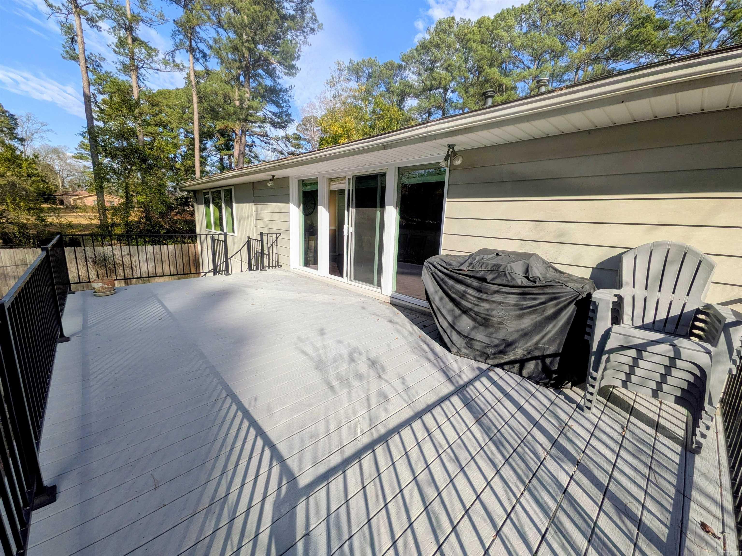 446 Sharp Ave. Camden, AR 71701