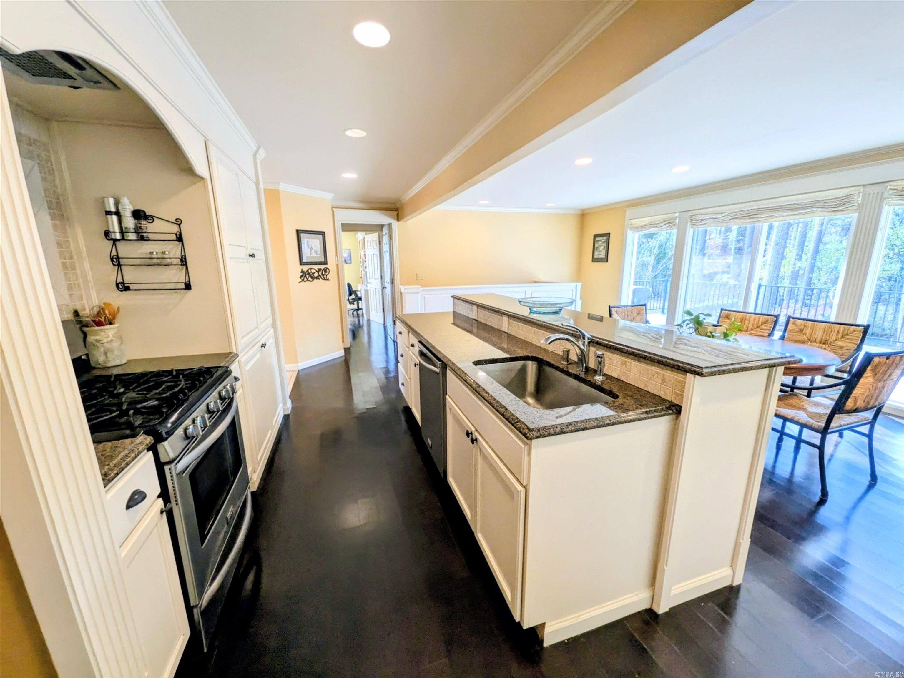 446 Sharp Ave. Camden, AR 71701