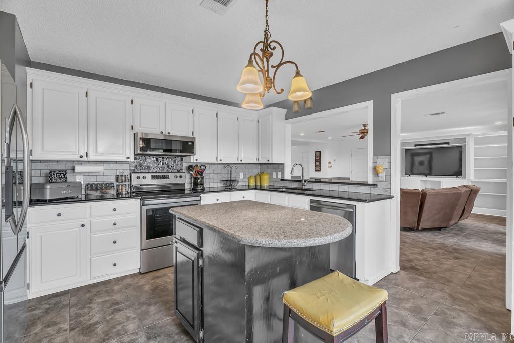 1100 Carruthers Drive Morrilton, AR 72110