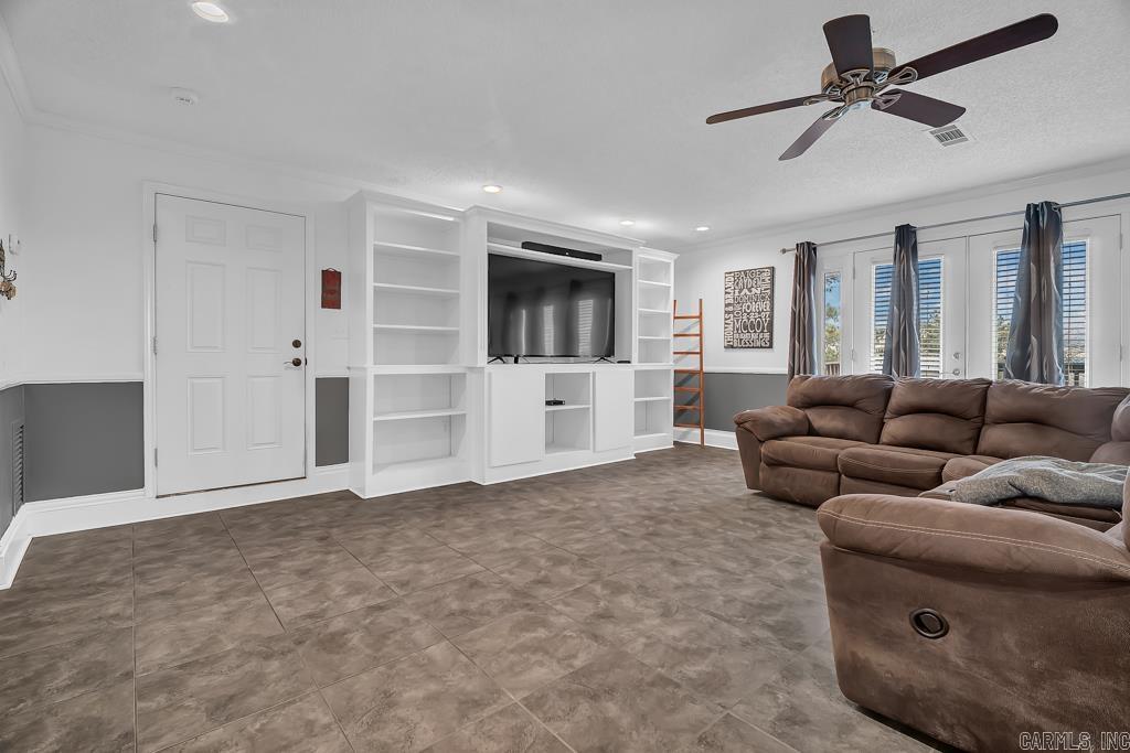 1100 Carruthers Drive Morrilton, AR 72110