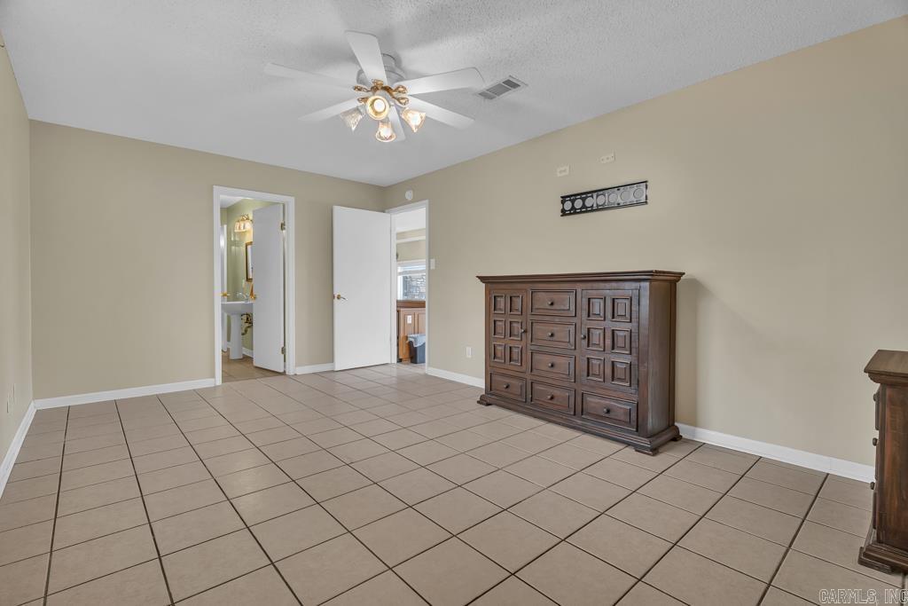 1100 Carruthers Drive Morrilton, AR 72110