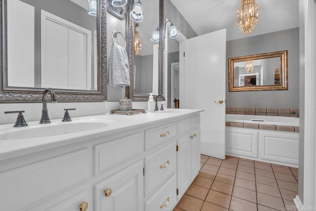 1100 Carruthers Drive Morrilton, AR 72110