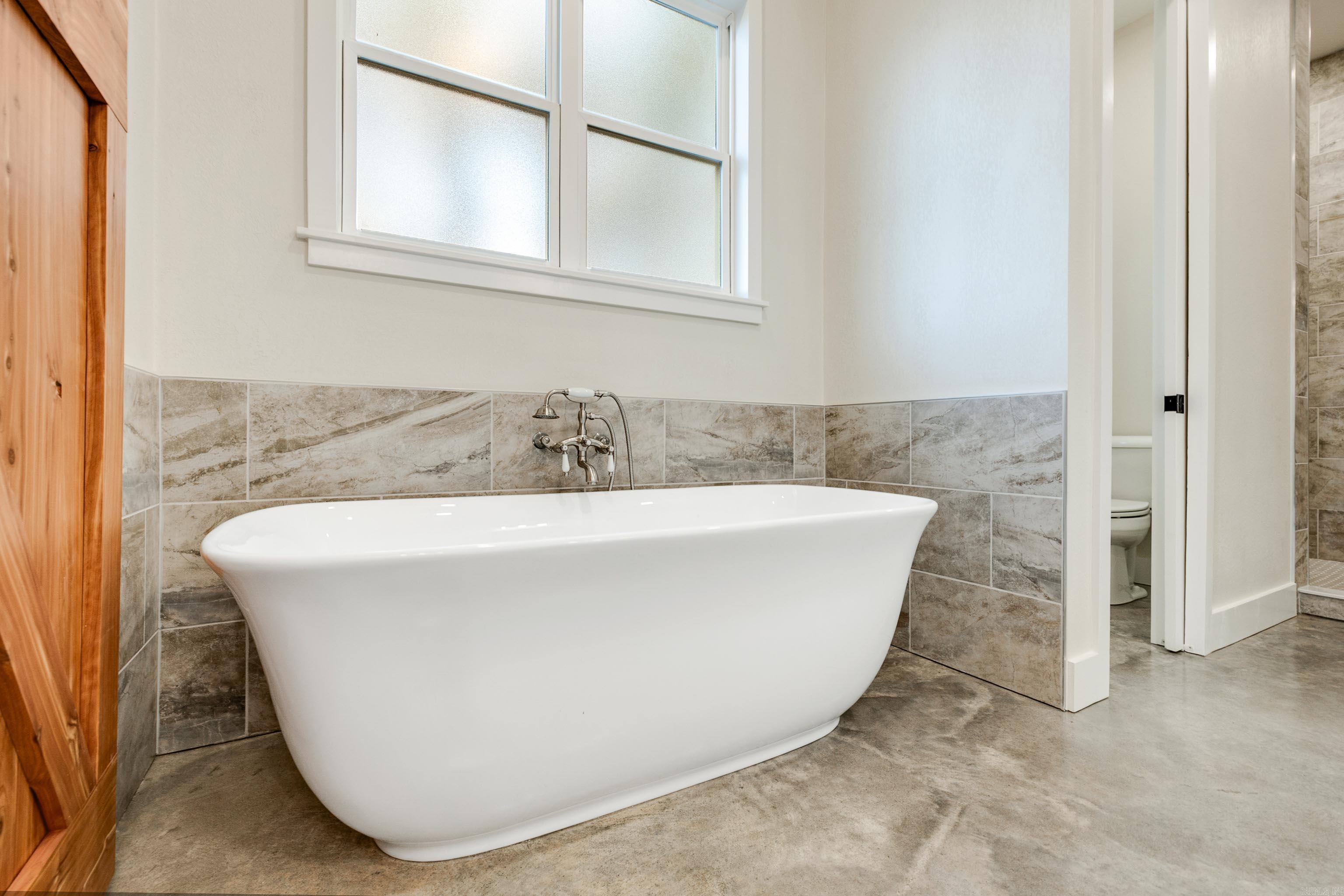 3451 Edison Avenue Benton, AR 72015