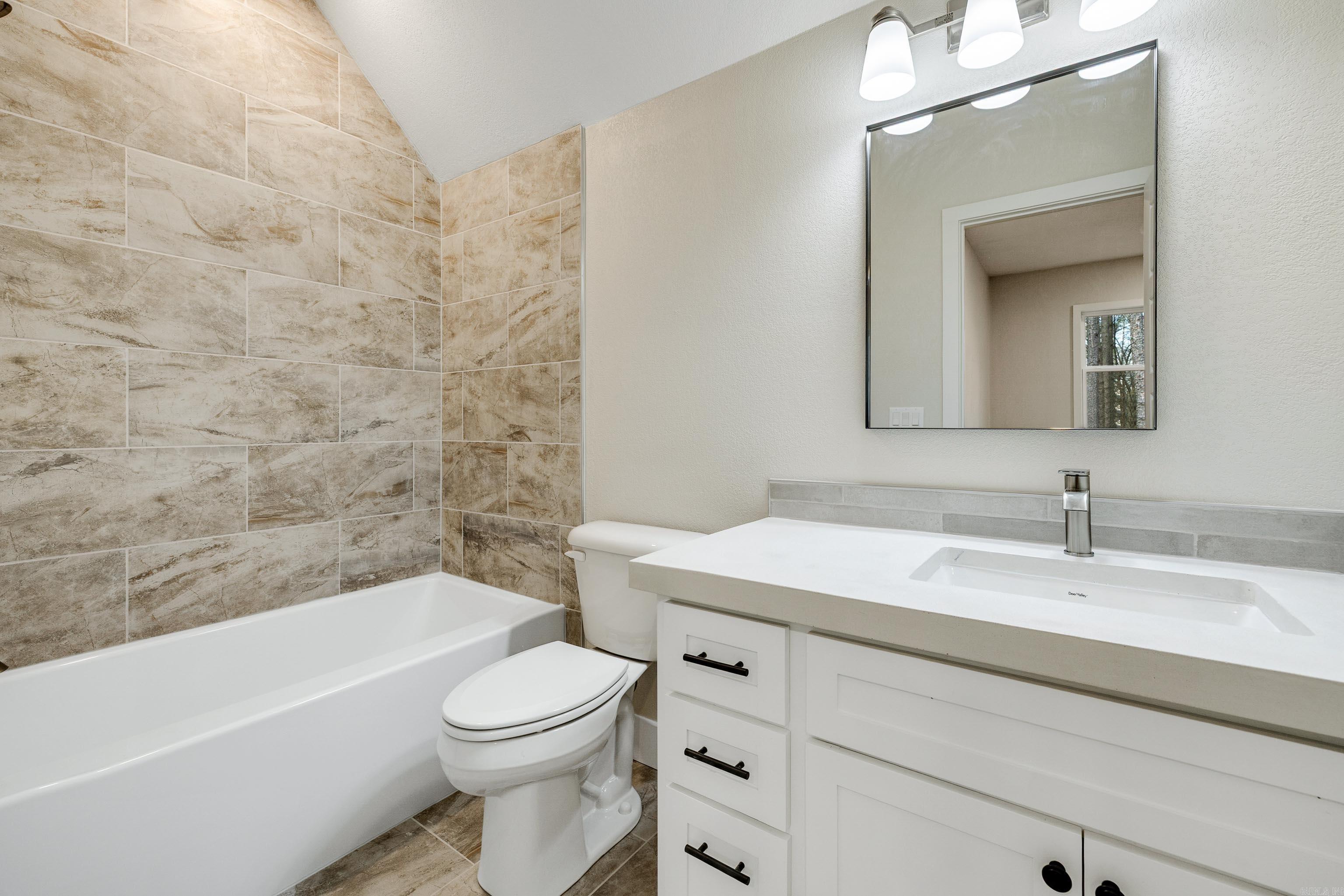 3451 Edison Avenue Benton, AR 72015