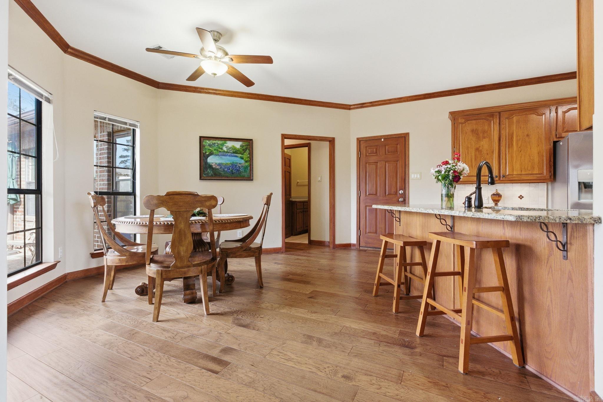 14 Leeward Court Maumelle, AR 72113