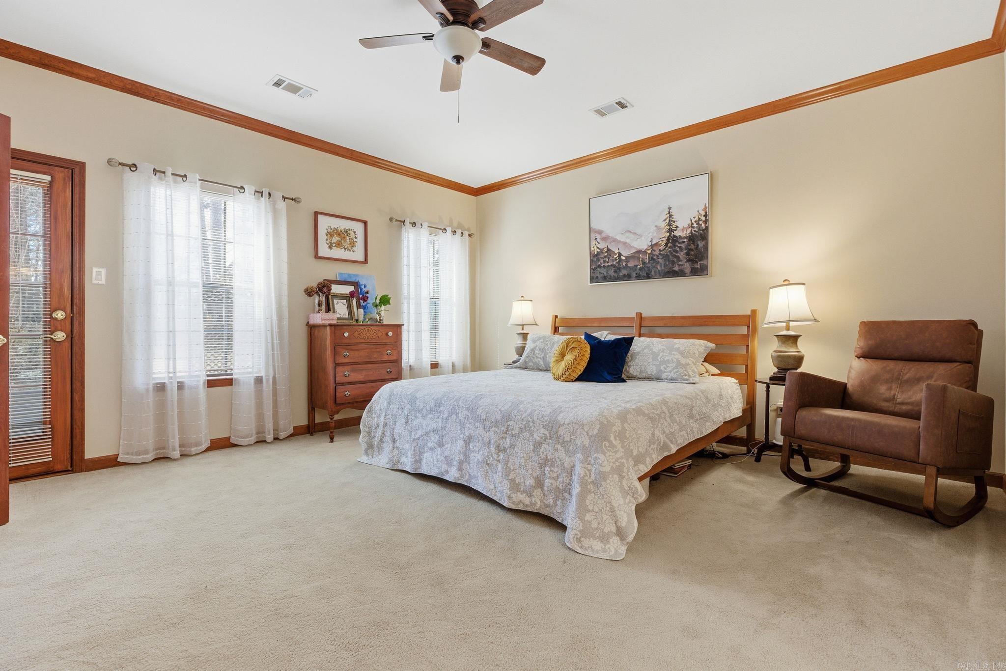 14 Leeward Court Maumelle, AR 72113