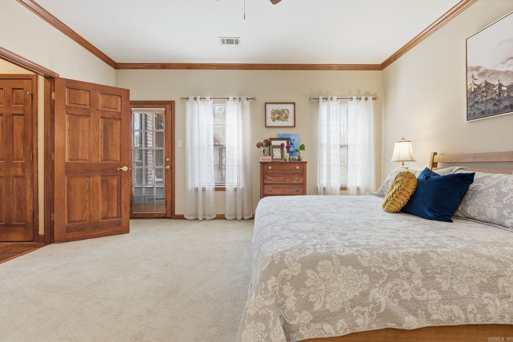 14 Leeward Court Maumelle, AR 72113