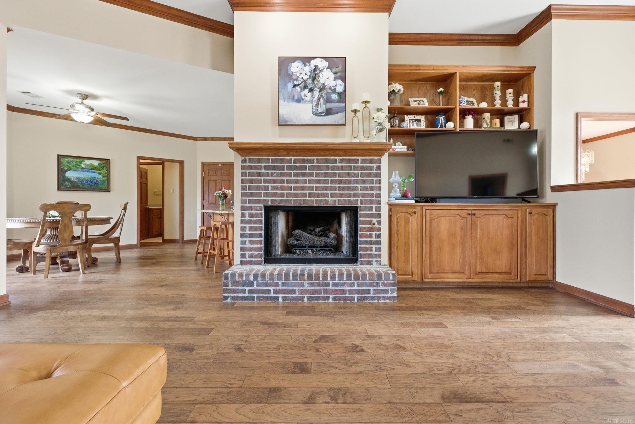 14 Leeward Court Maumelle, AR 72113