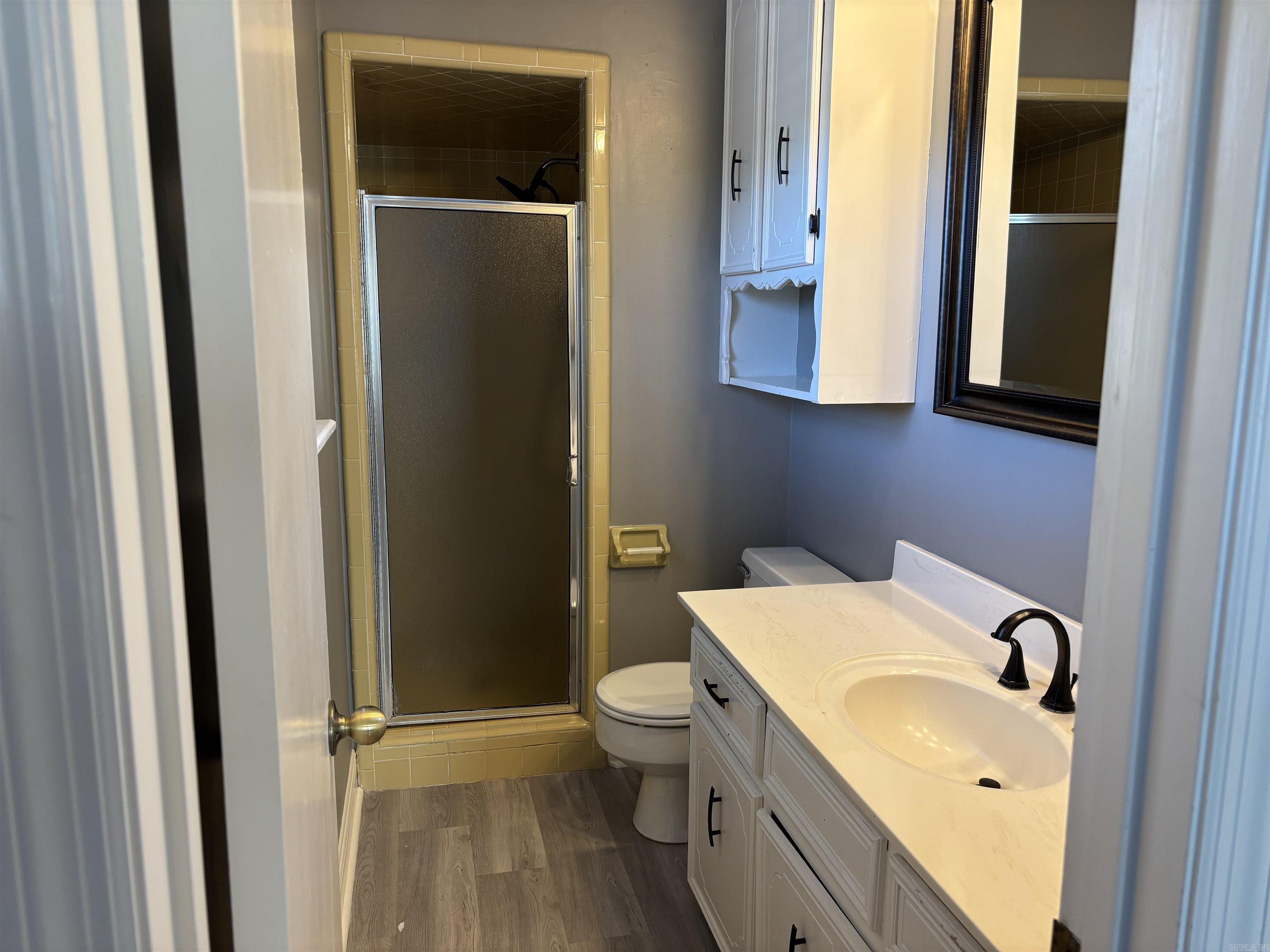 6 Castle Hill Court Little Rock, AR 72227