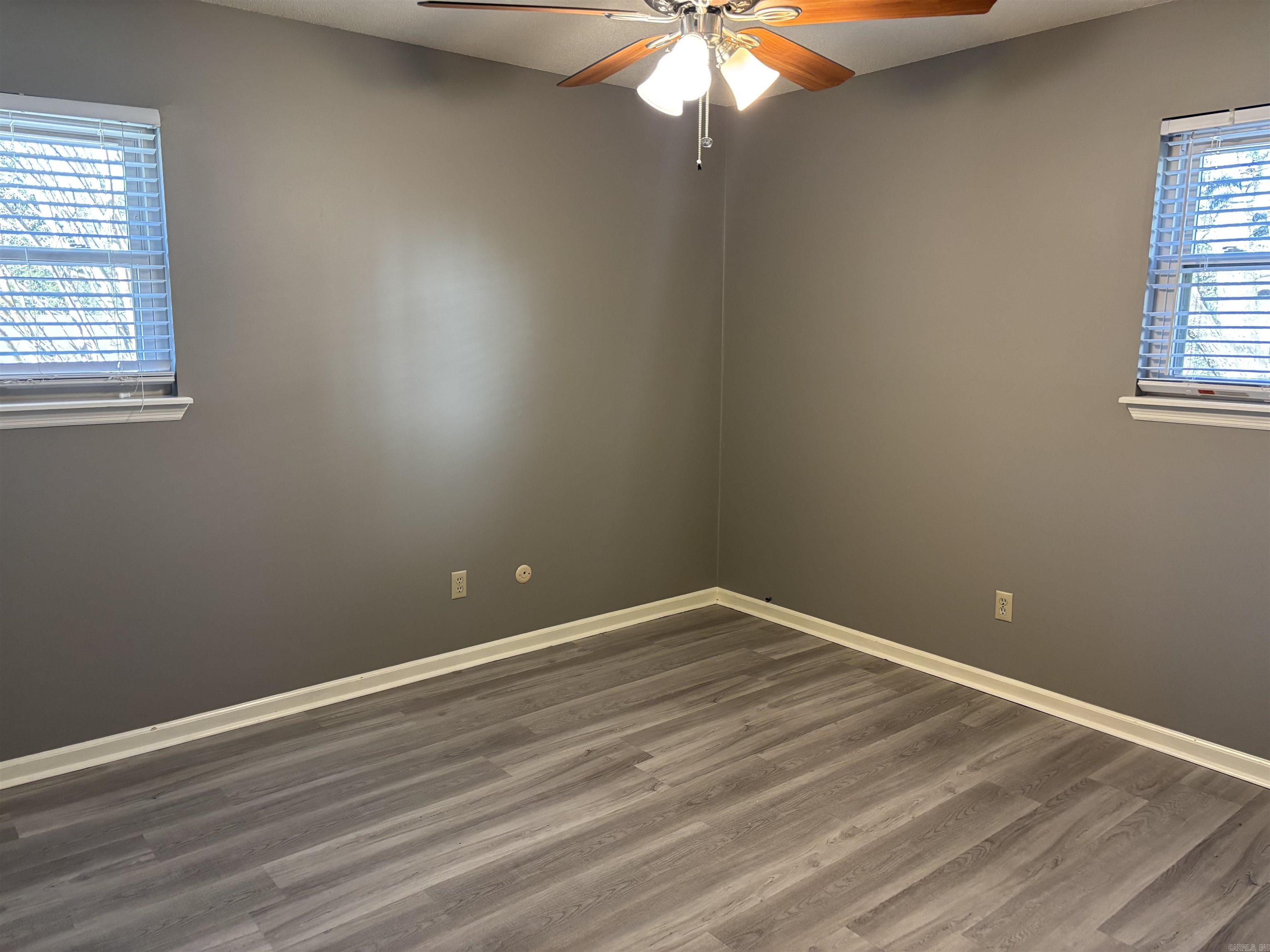 6 Castle Hill Court Little Rock, AR 72227