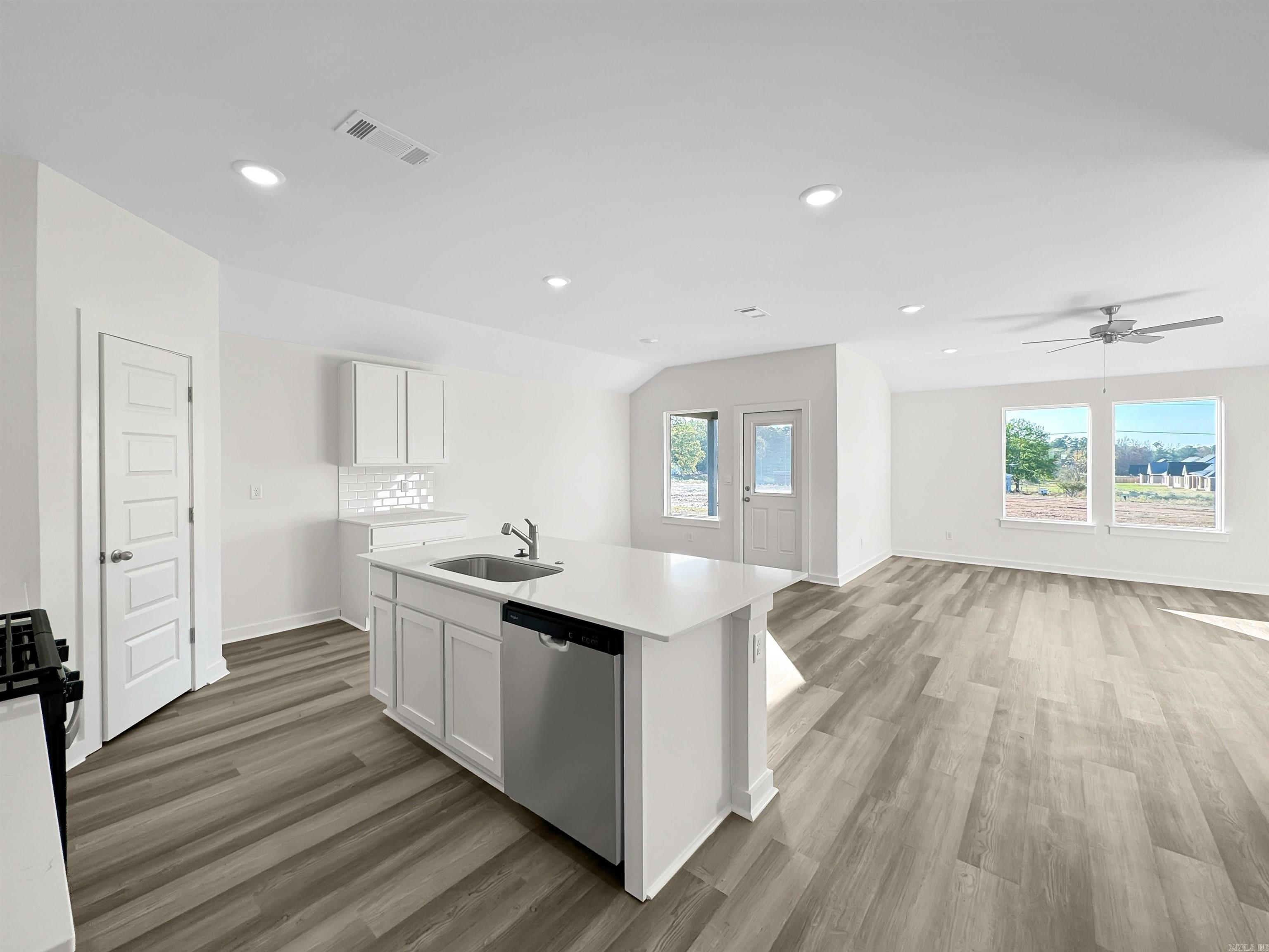 6325 Warwick Drive Bryant, AR 72002