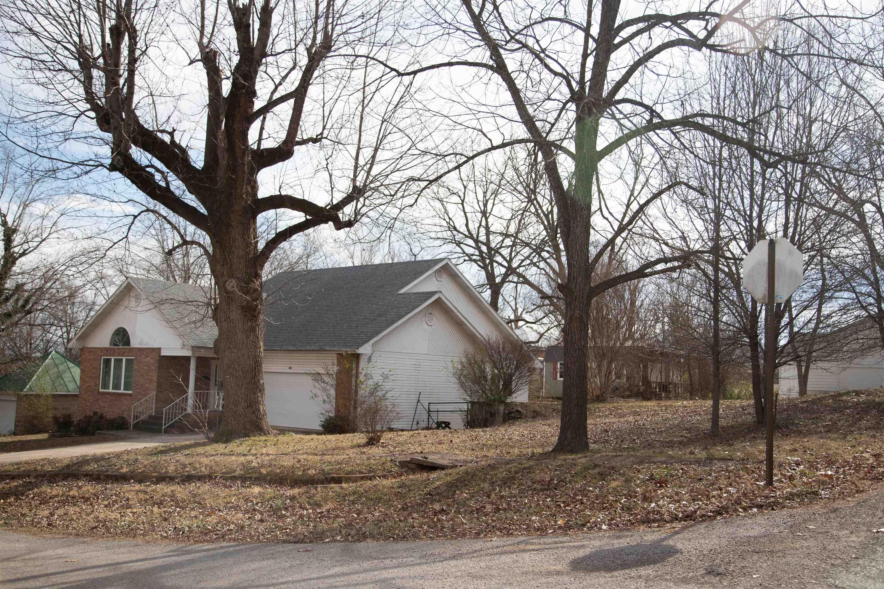 460 Bethel Avenue Mammoth Spring, AR 72554