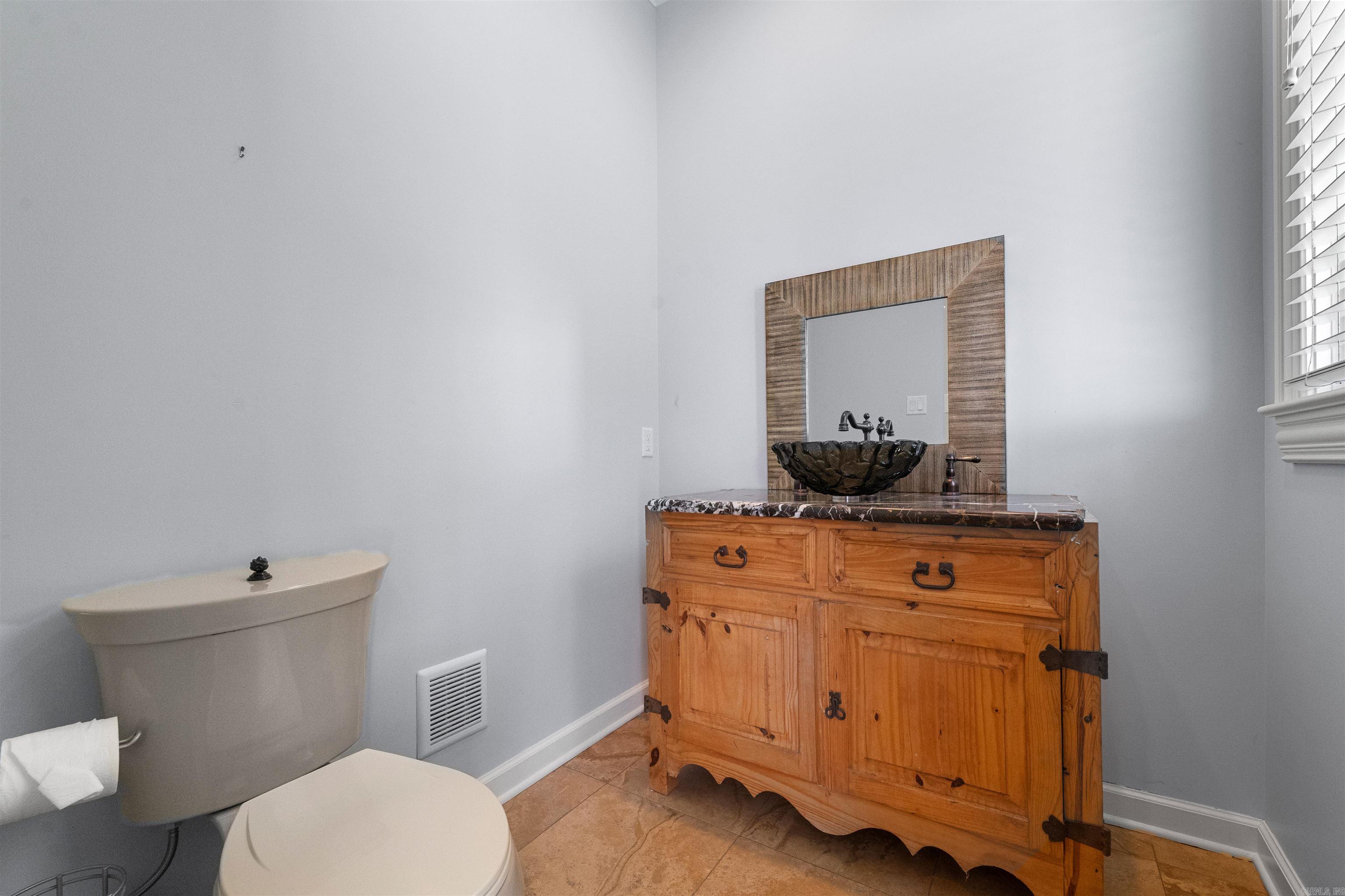 4 Sologne  Little Rock, AR