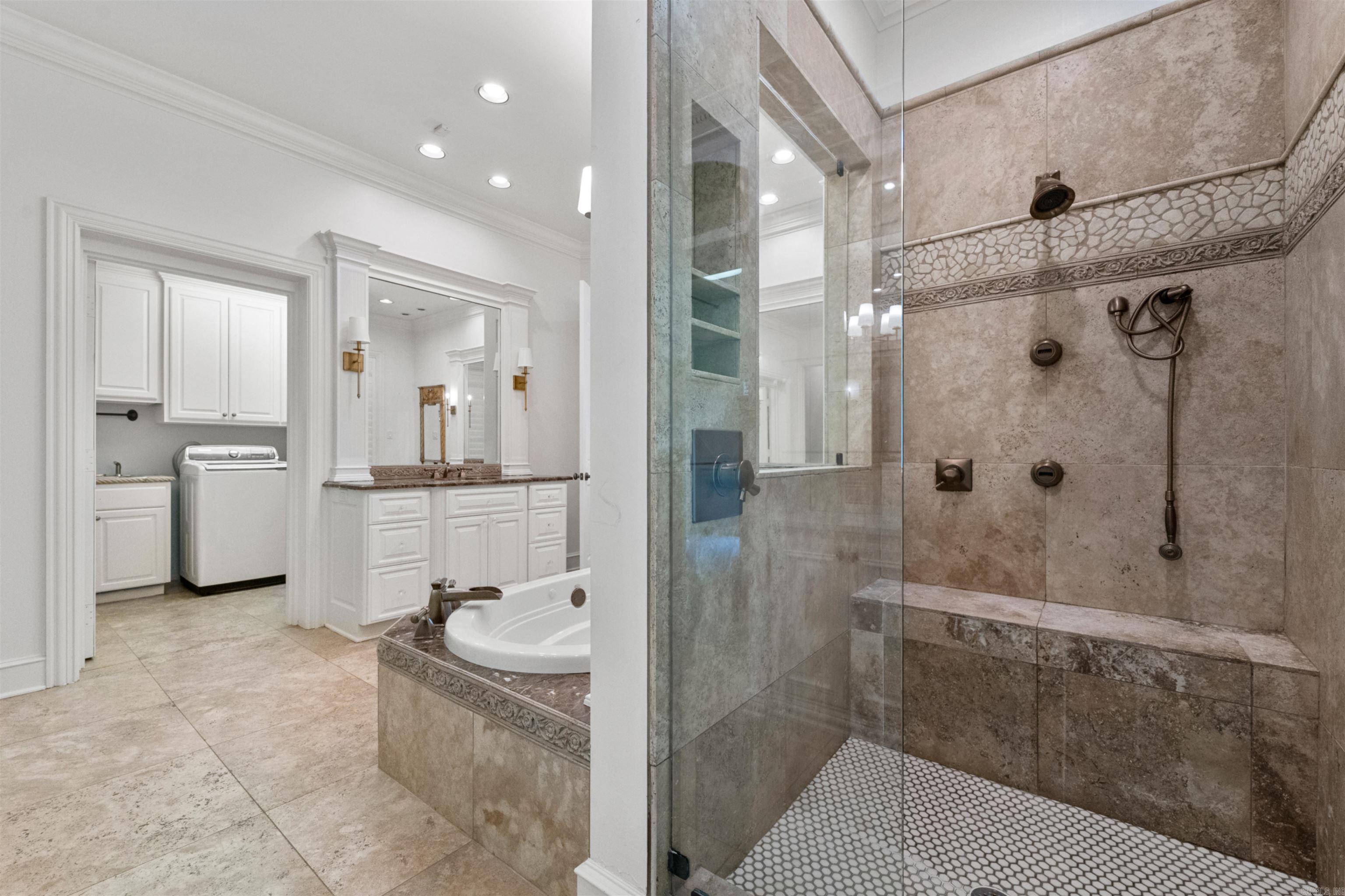 4 Sologne  Little Rock, AR