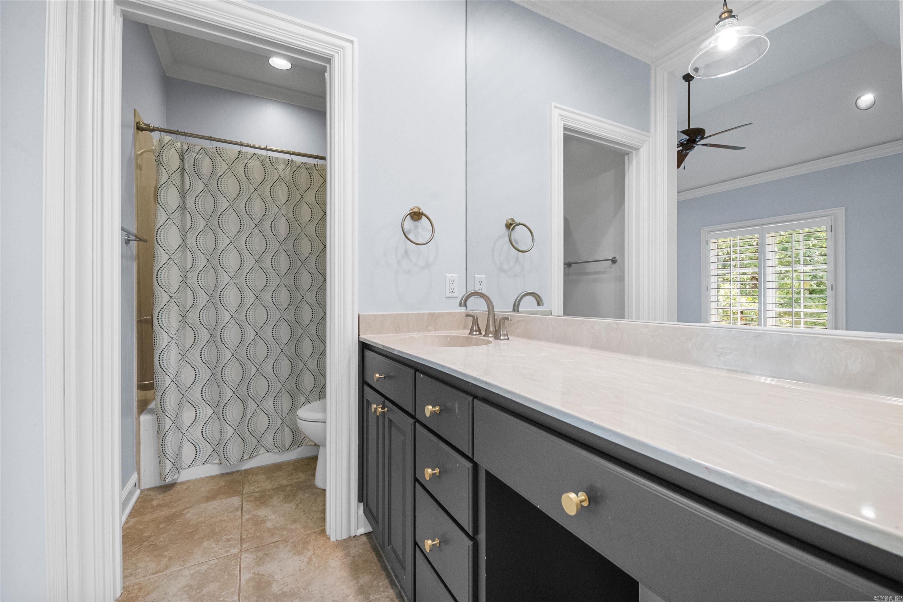 4 Sologne  Little Rock, AR