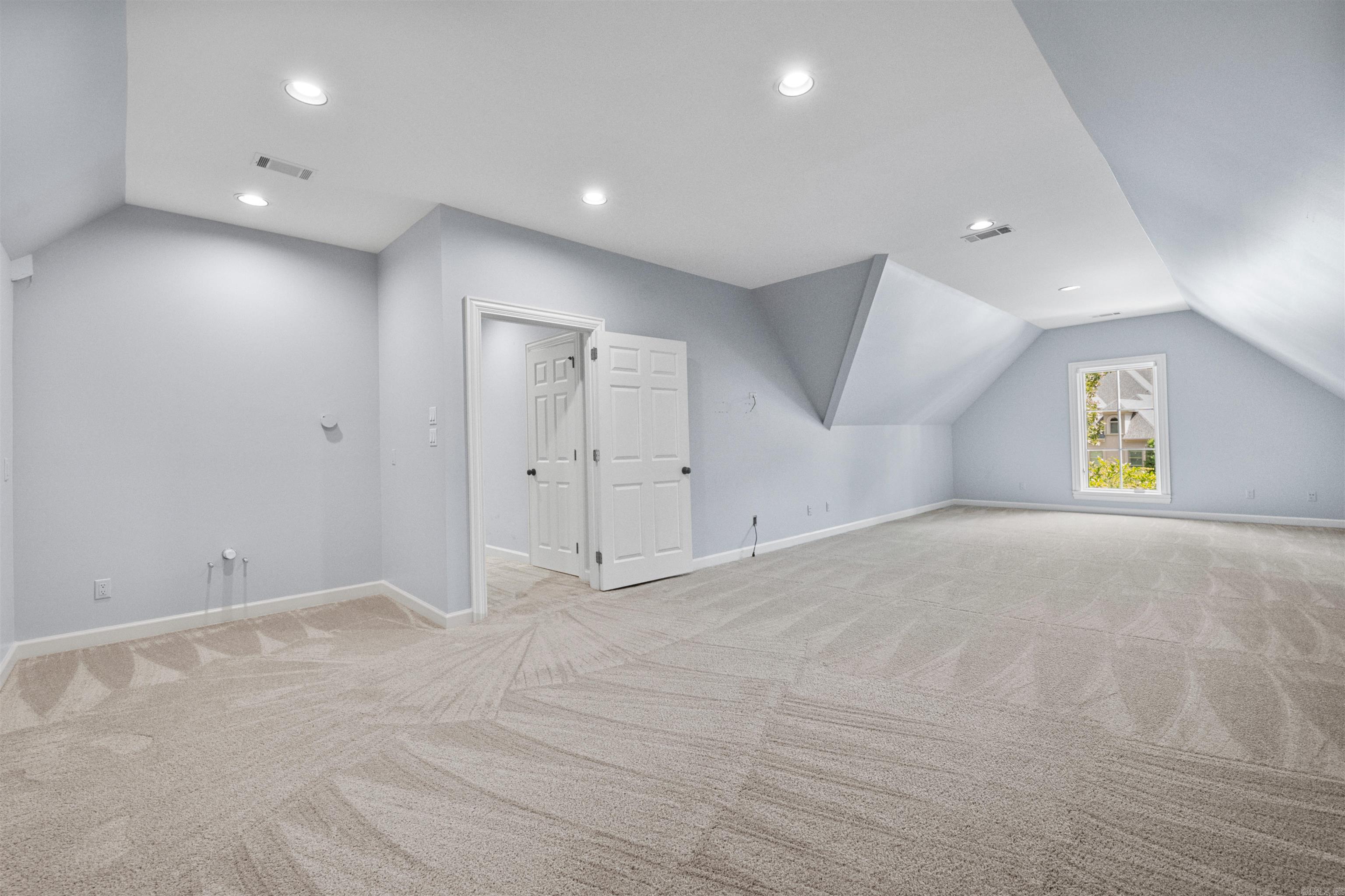 4 Sologne  Little Rock, AR