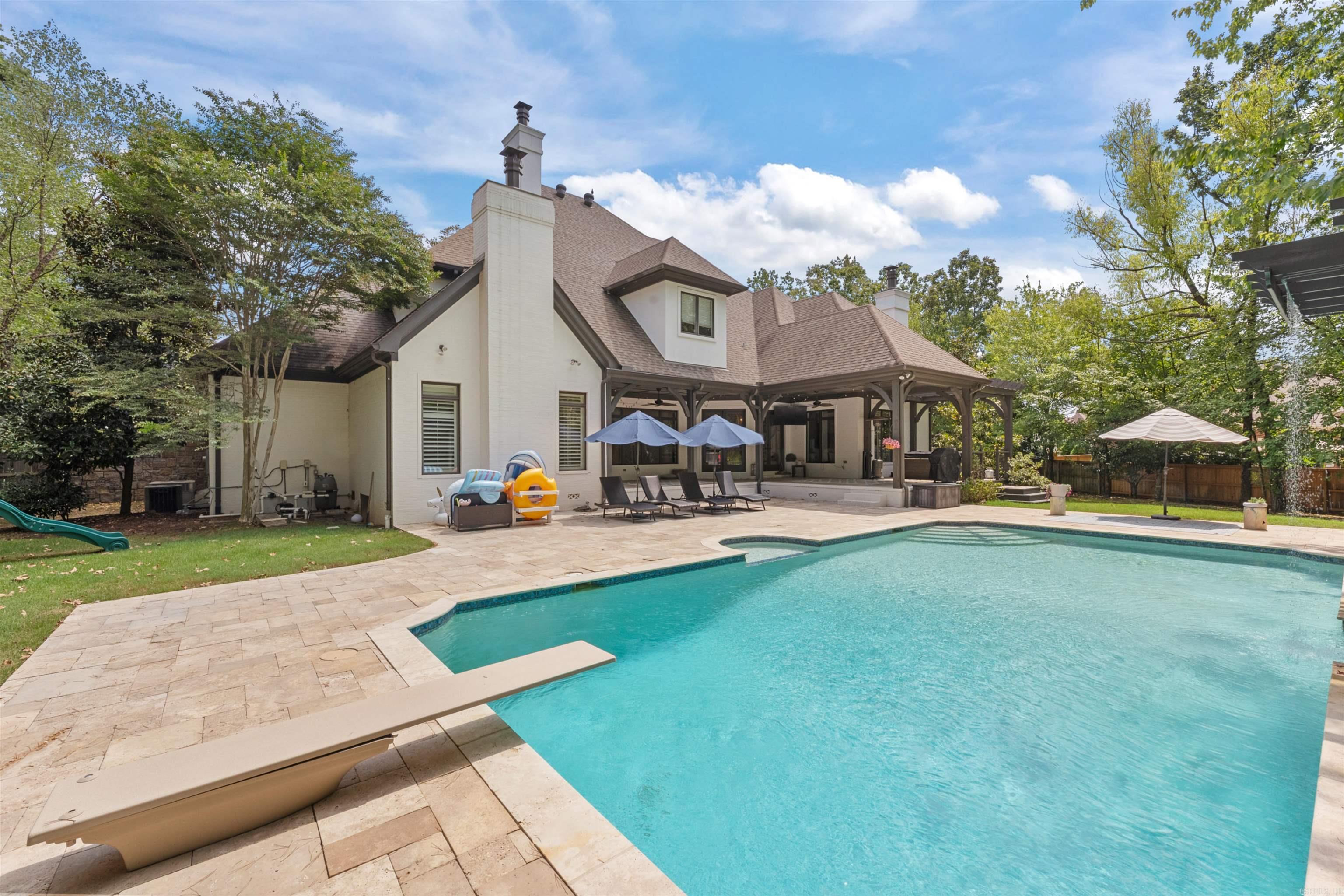 4 Sologne  Little Rock, AR