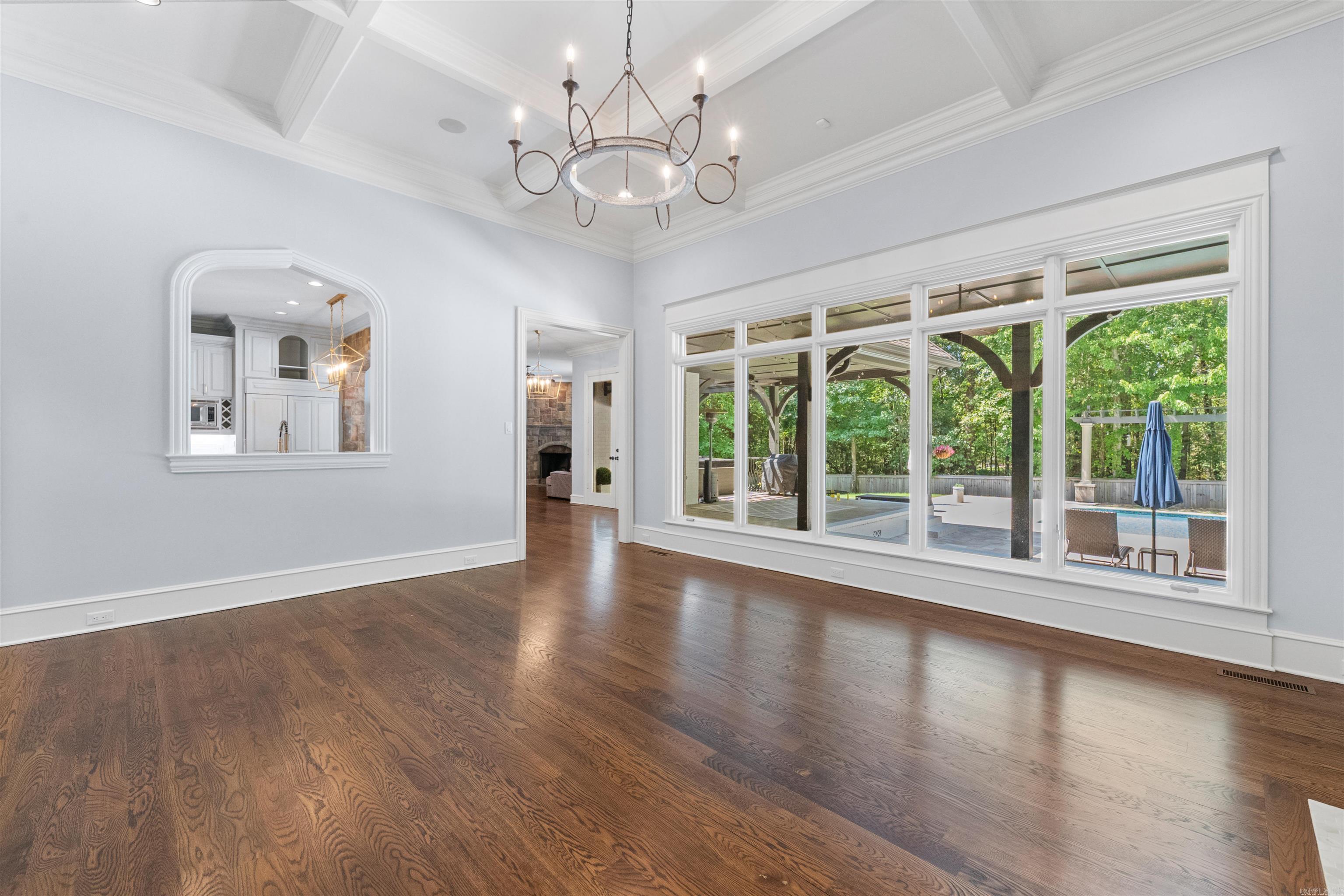 4 Sologne  Little Rock, AR