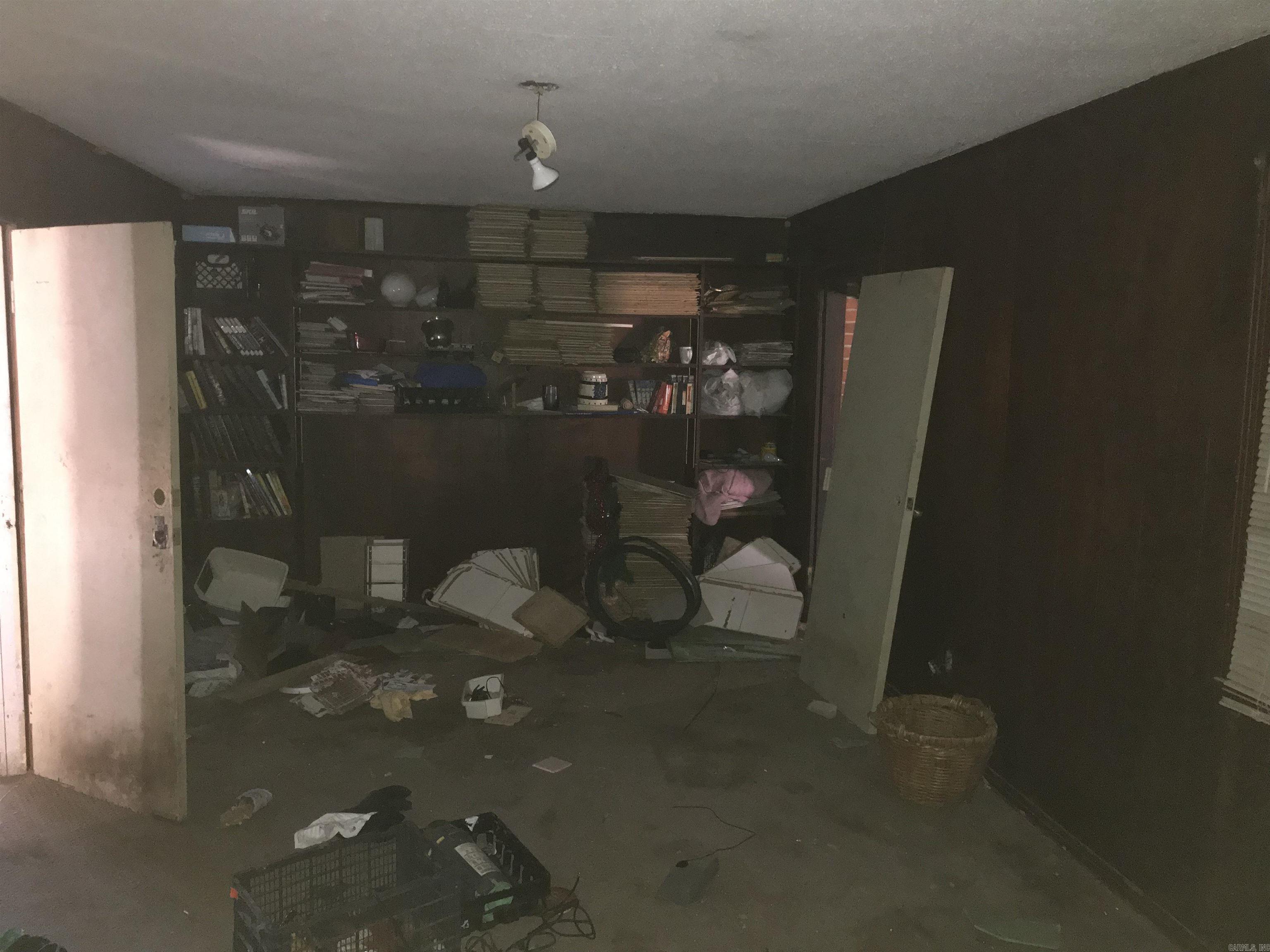 2412 S Camden  Pine Bluff, AR