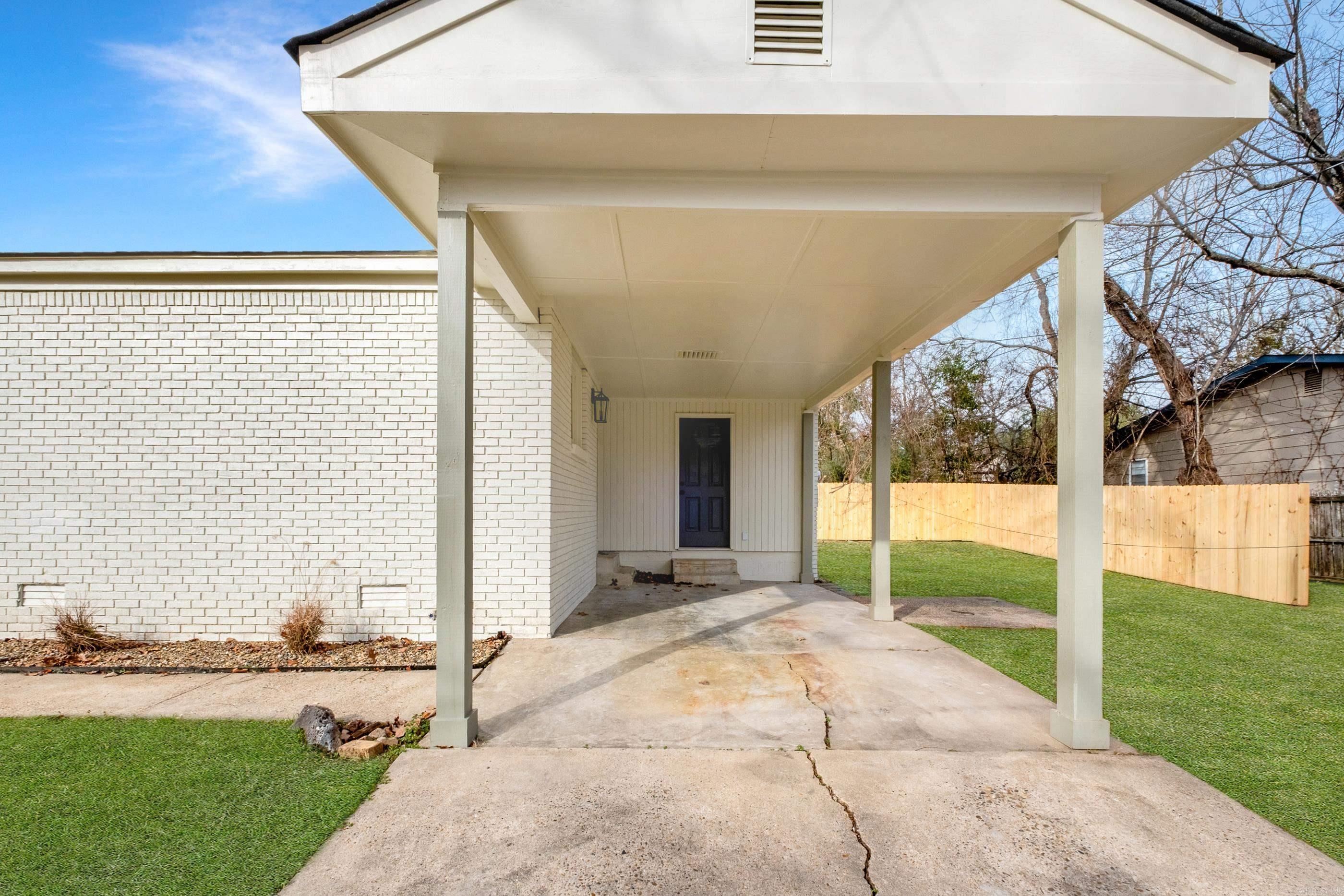 2001 Watt  Little Rock, AR