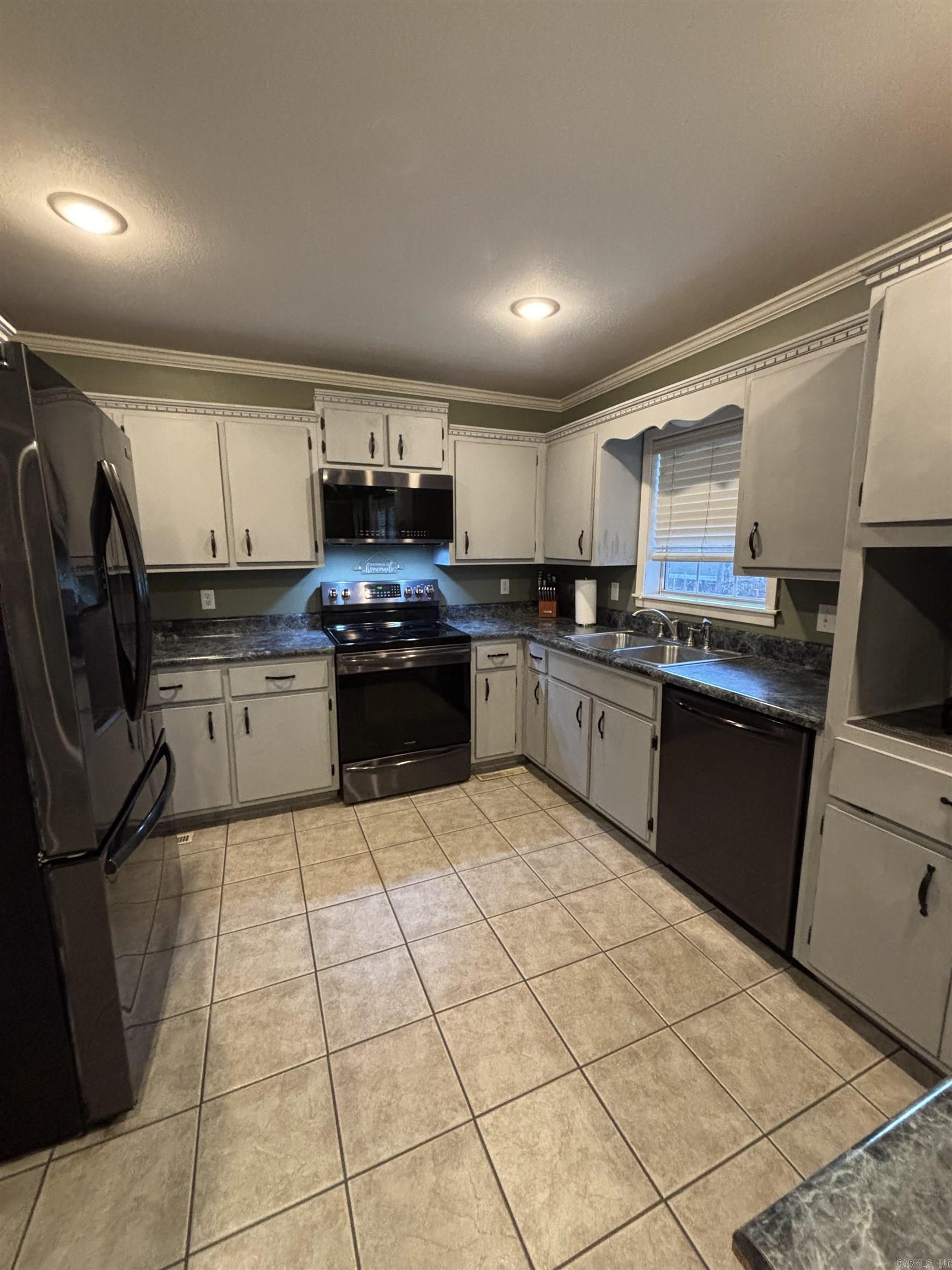 412 CINDY DR. Paragould, AR 72450