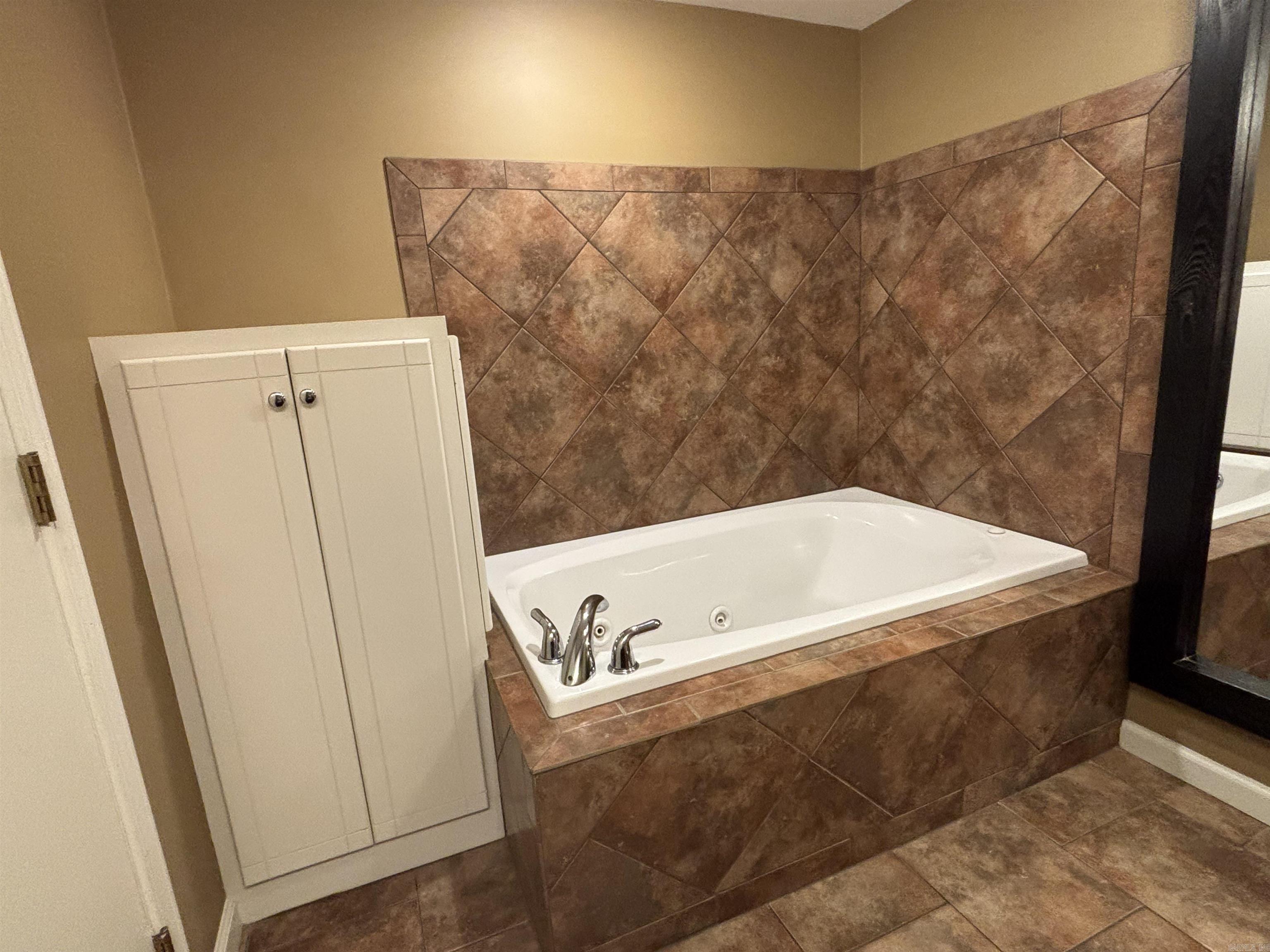 412 CINDY DR. Paragould, AR 72450