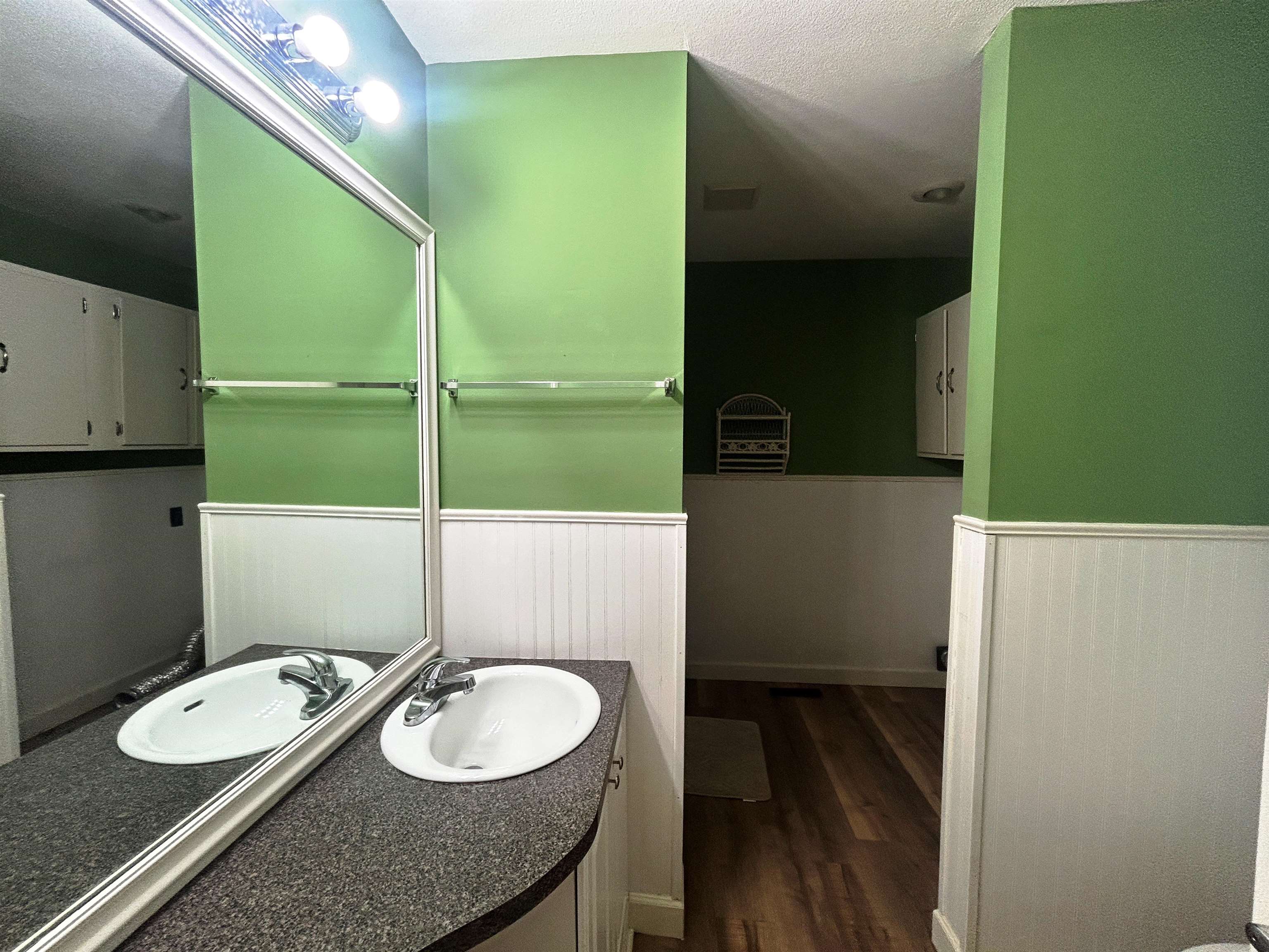 86 Cherokee Road Cherokee Village, AR 72529