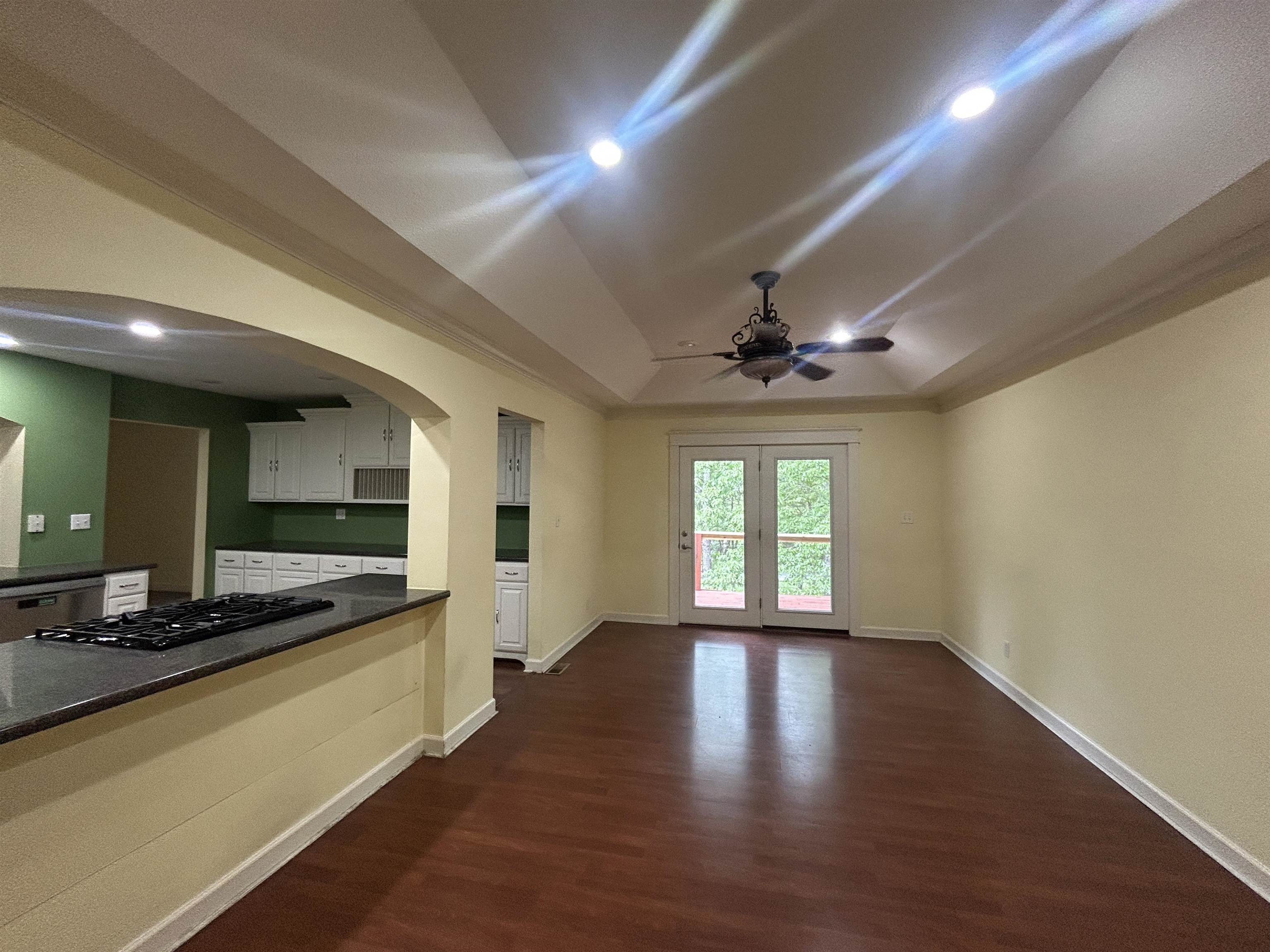 86 Cherokee Road Cherokee Village, AR 72529