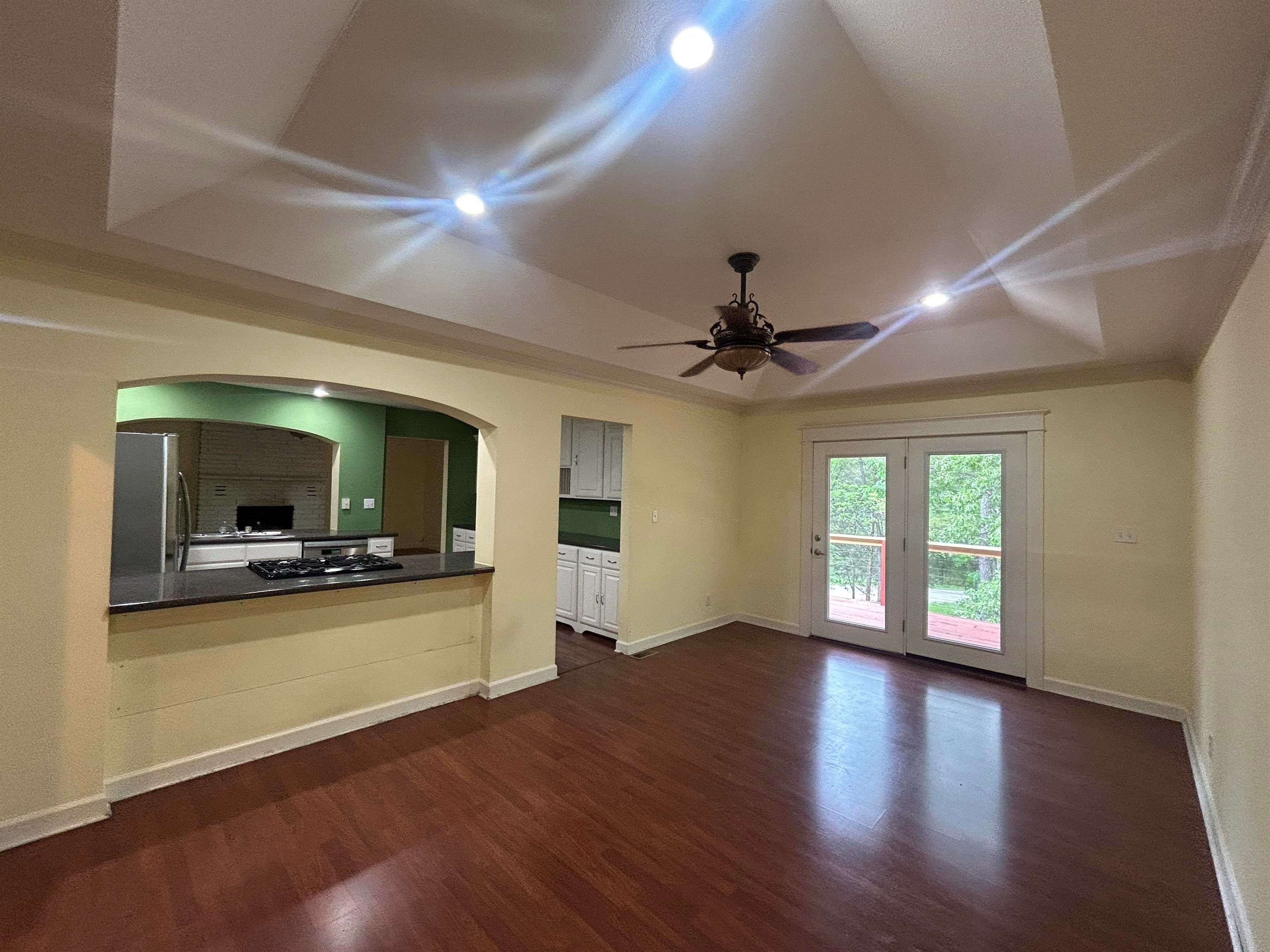 86 Cherokee Road Cherokee Village, AR 72529