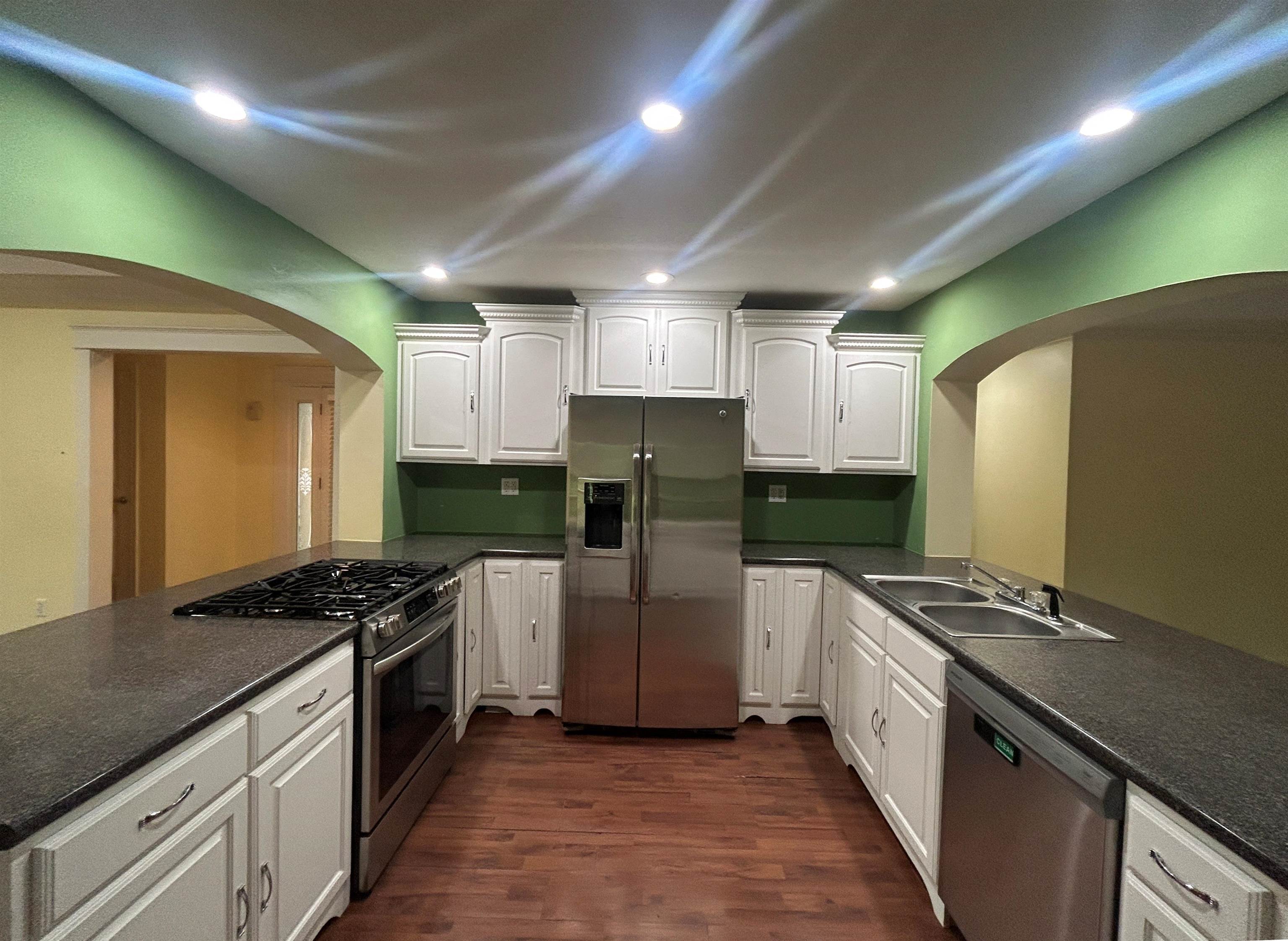 86 Cherokee Road Cherokee Village, AR 72529