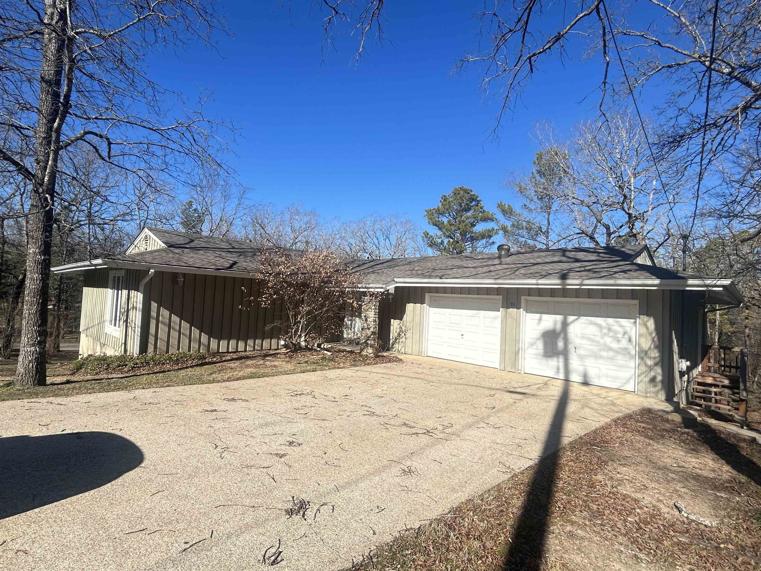 86 Cherokee  Cherokee Village, AR